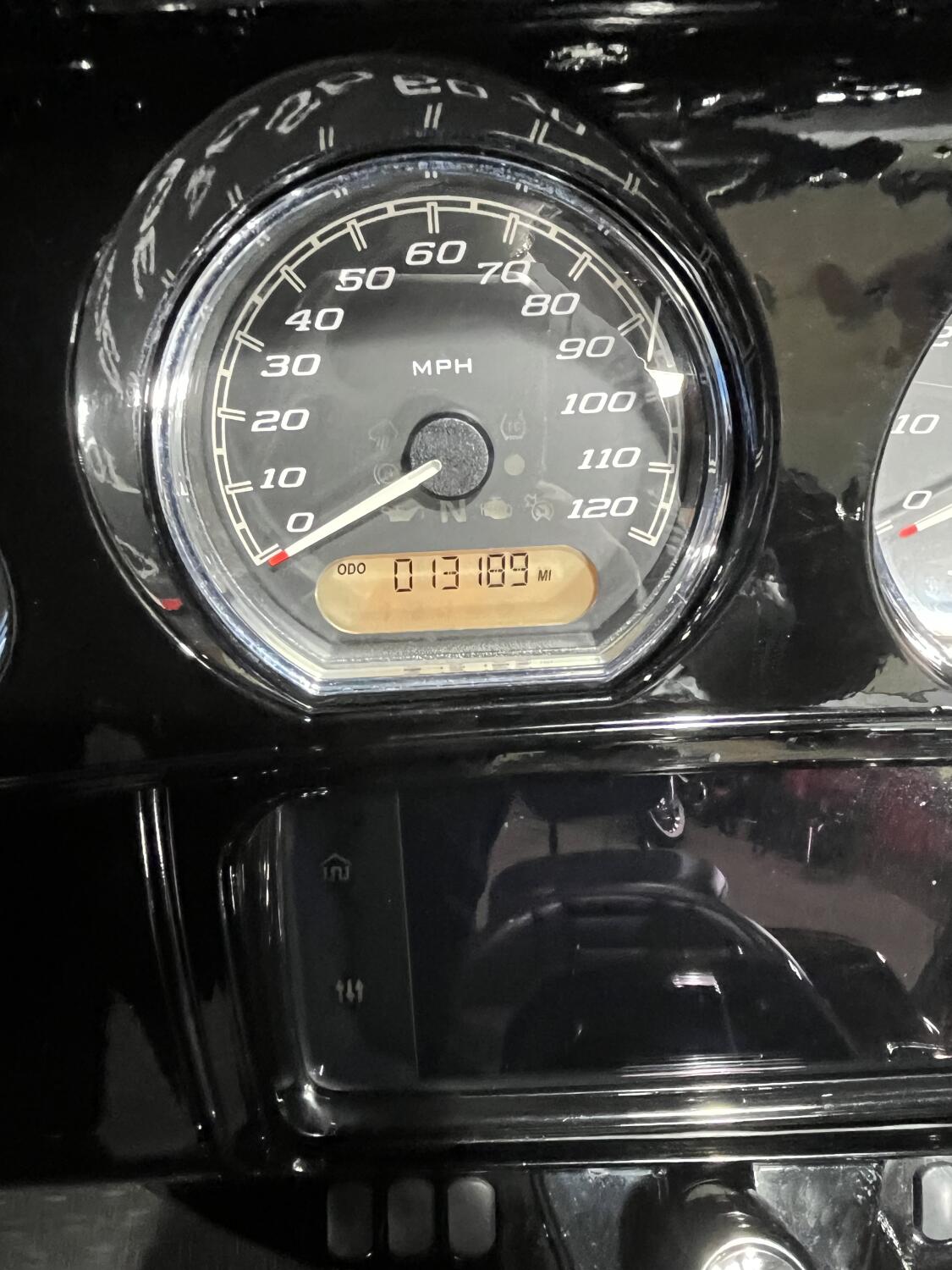 2021 Harley-Davidson® Street Glide® Special Vivid Black - Black Finish, photo 9