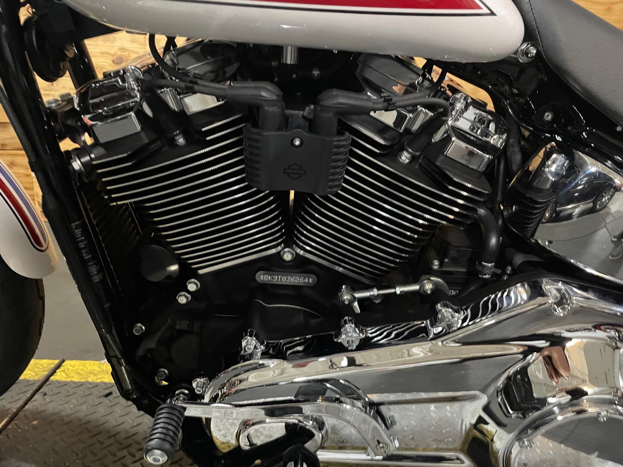 2026 Harley-Davidson® Super Glide® FXD, photo 9