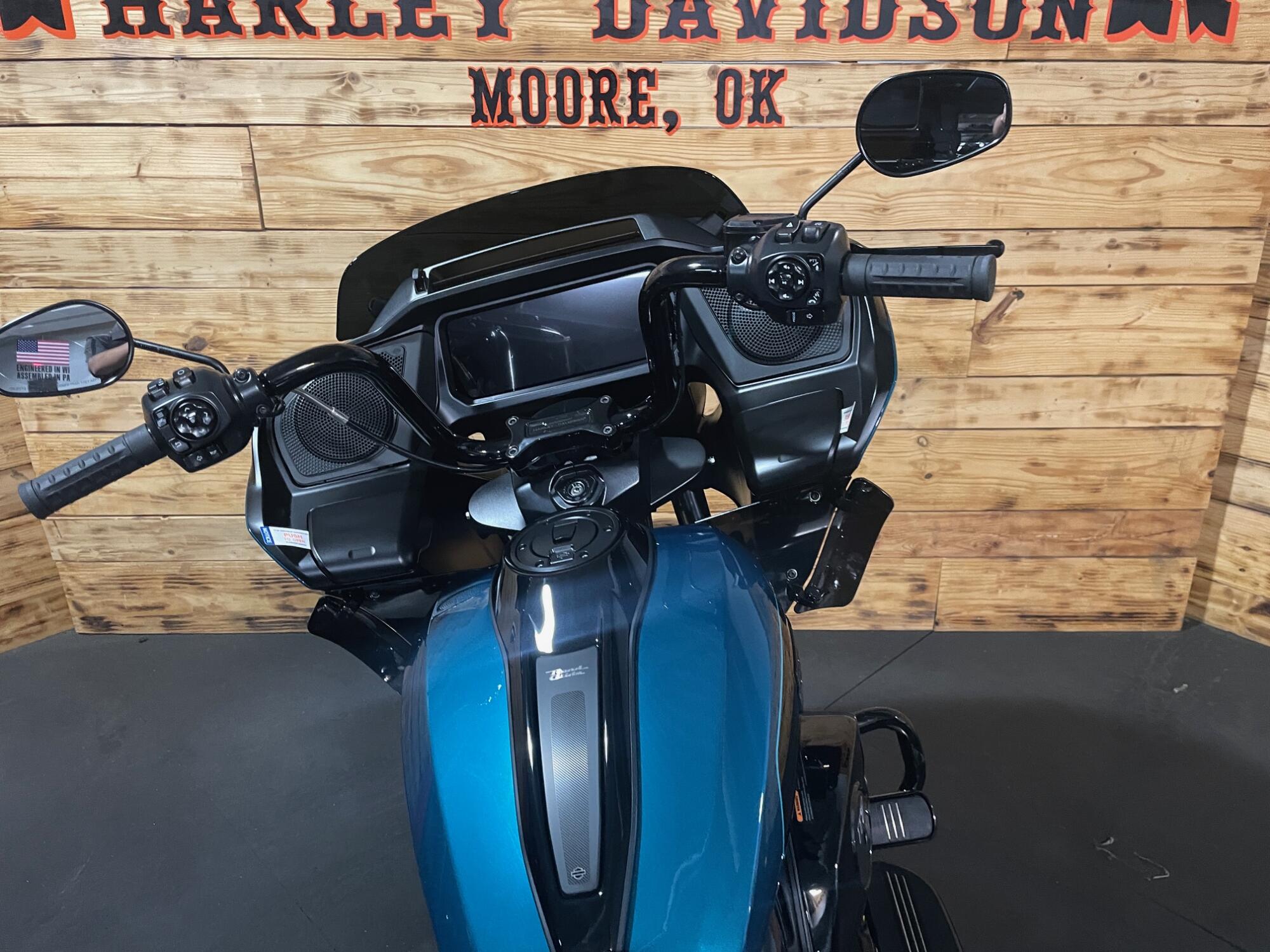 2026 Harley-Davidson® Road Glide® FLTRX, photo 13
