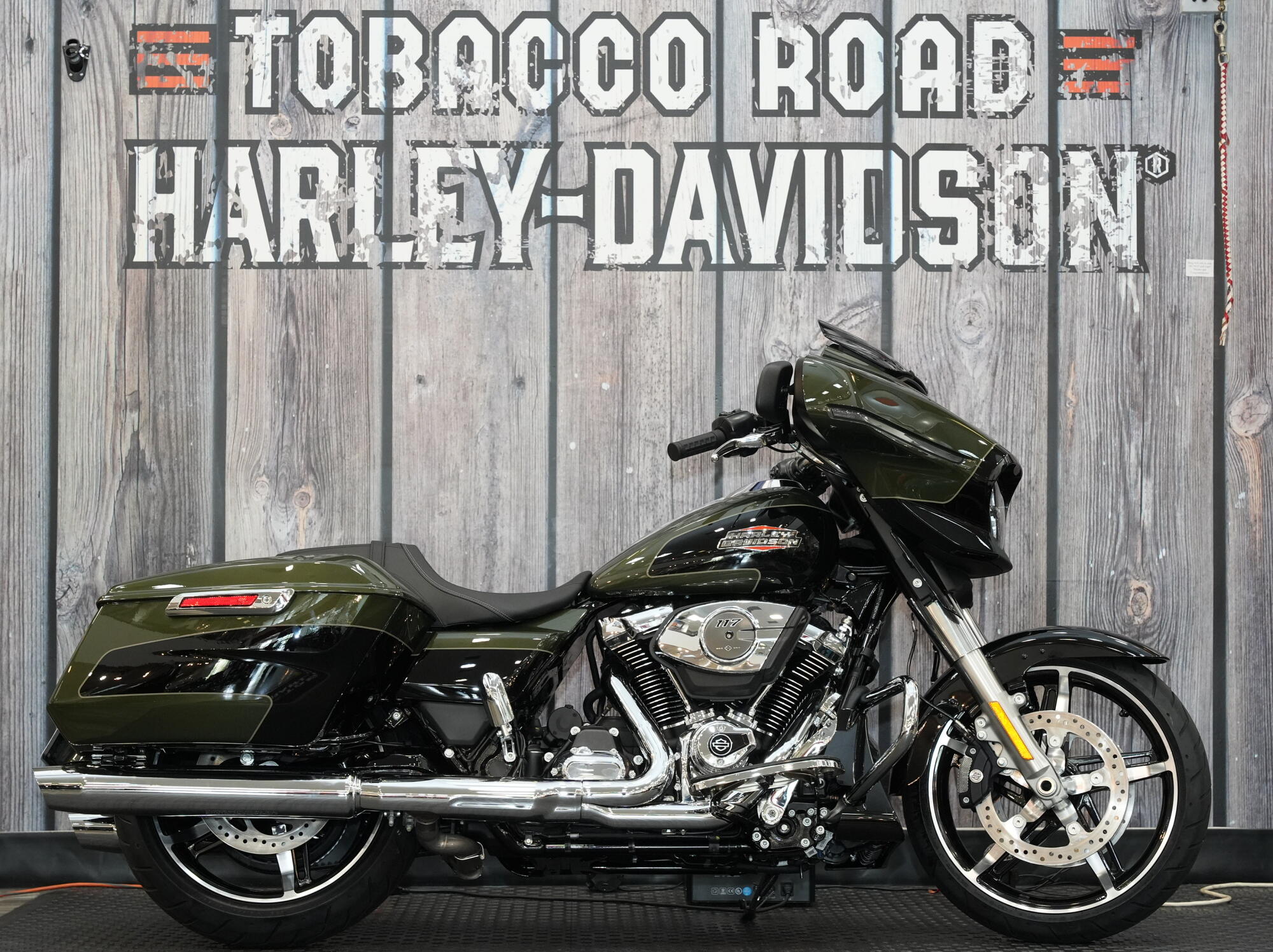 2026 Harley-Davidson Street Glide FLHX