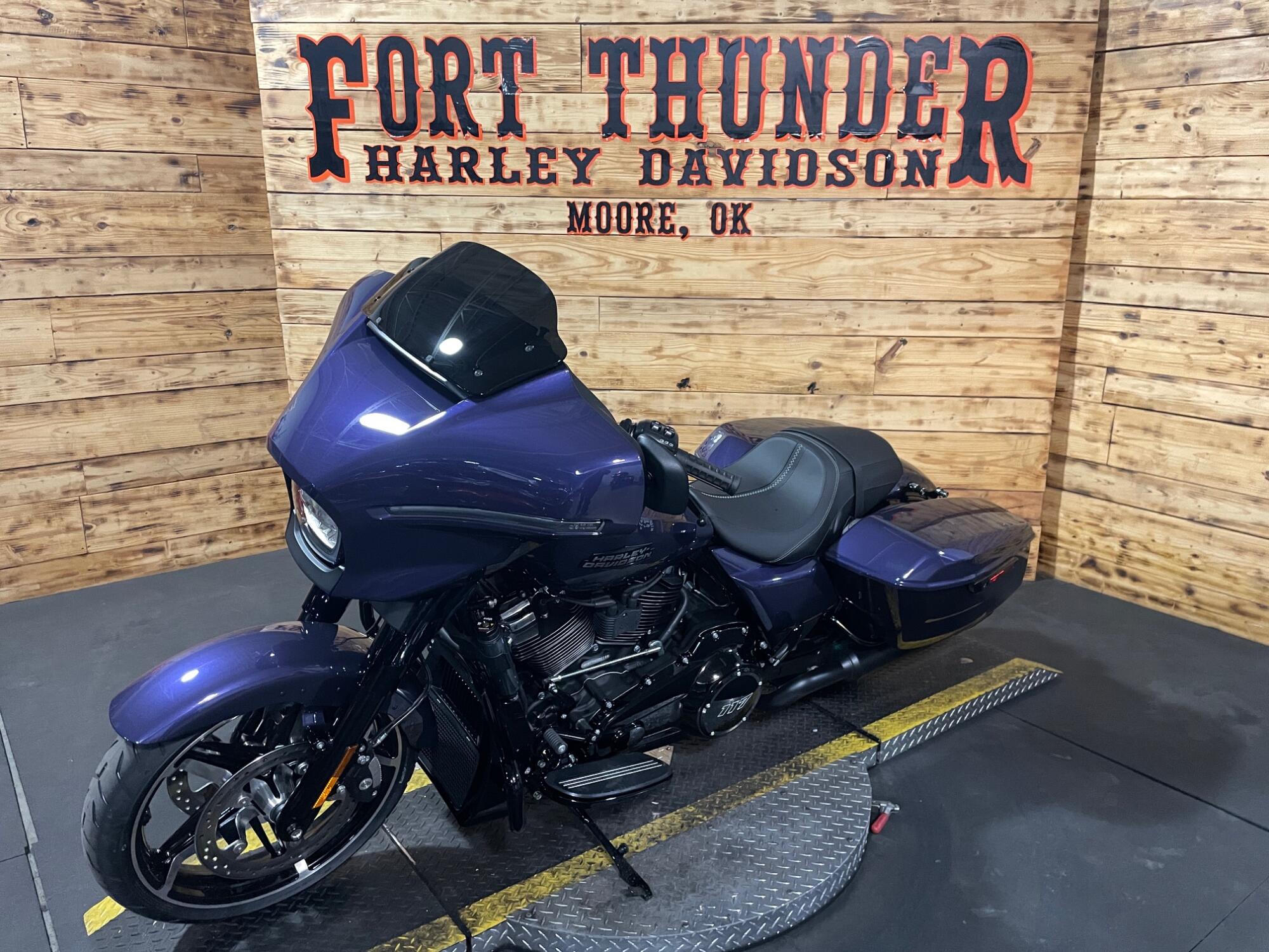 2026 Harley-Davidson® Street Glide® FLHX, photo 7