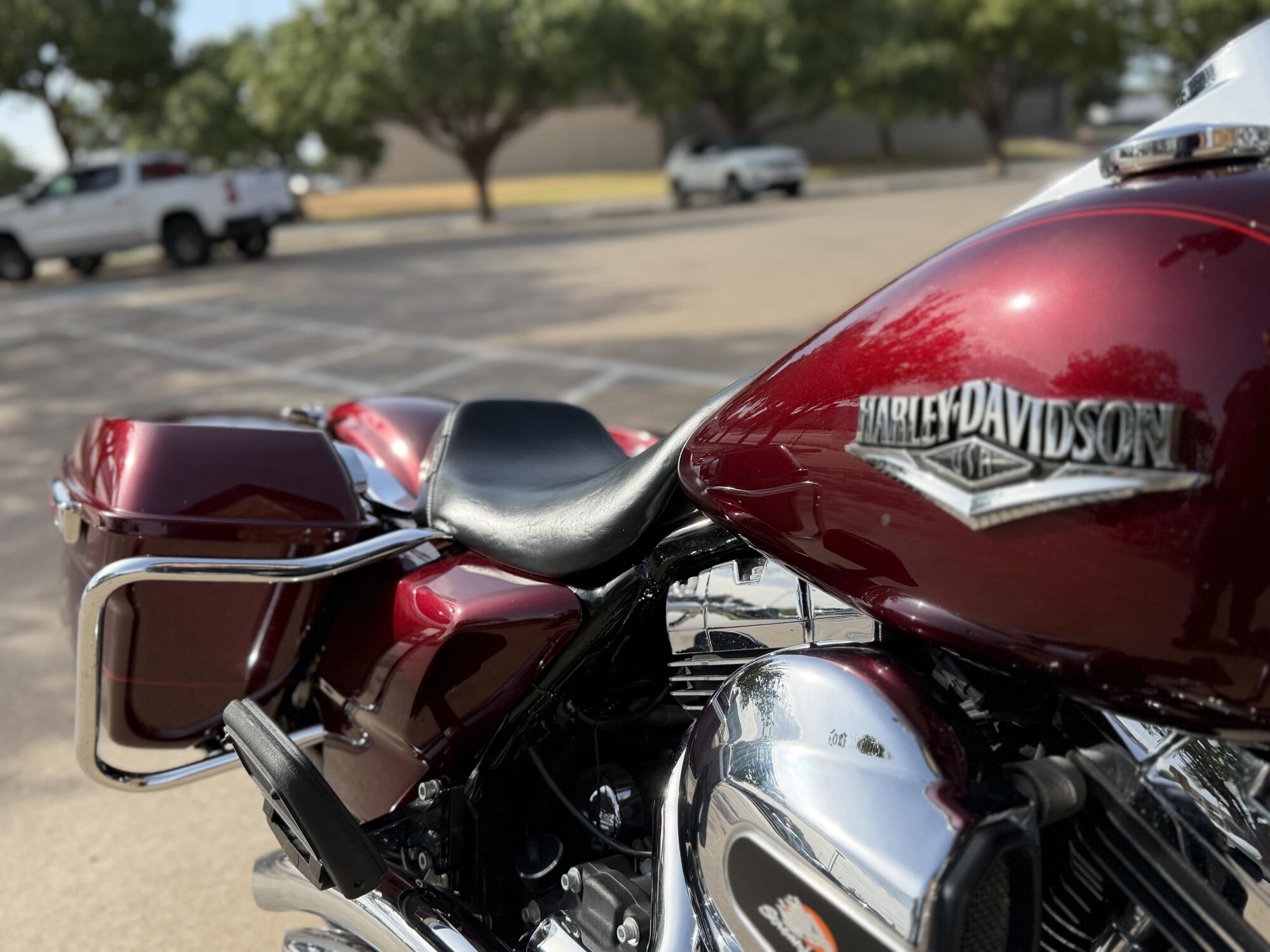 2014 Harley-Davidson® Road King® Mysterious Red Sunglo, photo 9