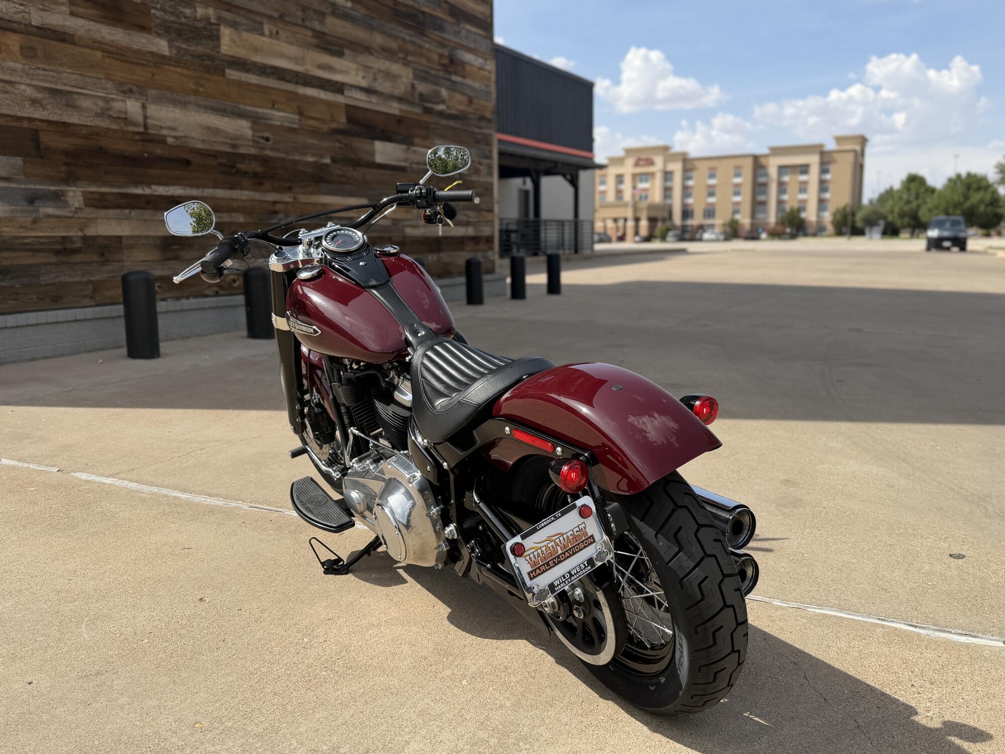 2020 Harley-Davidson® Softail Slim® Billiard Burgundy, photo 6