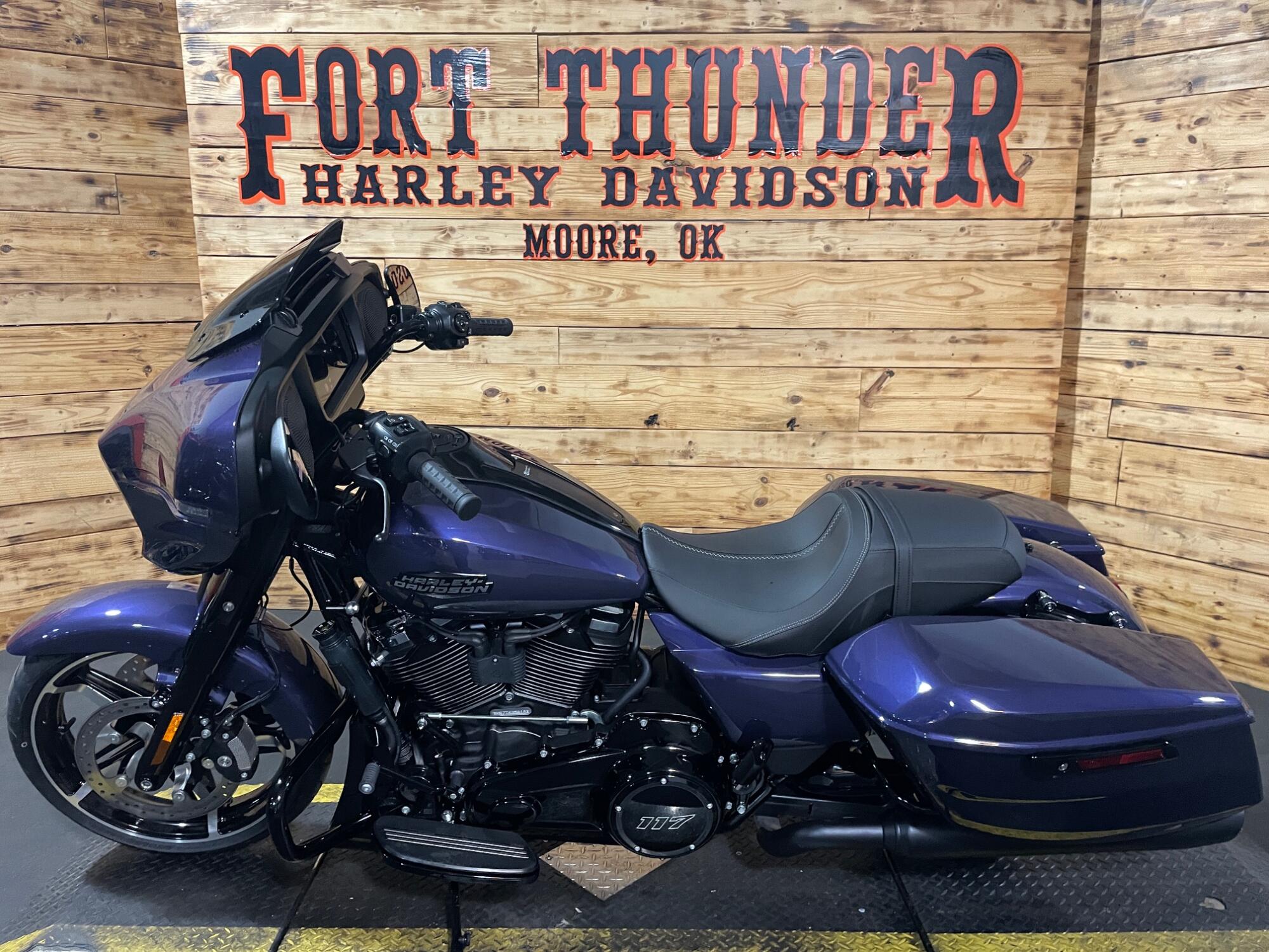 2026 Harley-Davidson® Street Glide® FLHX, photo 8