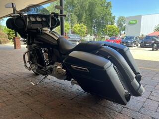 FLHXS 2015 Street Glide® Special, photo 6