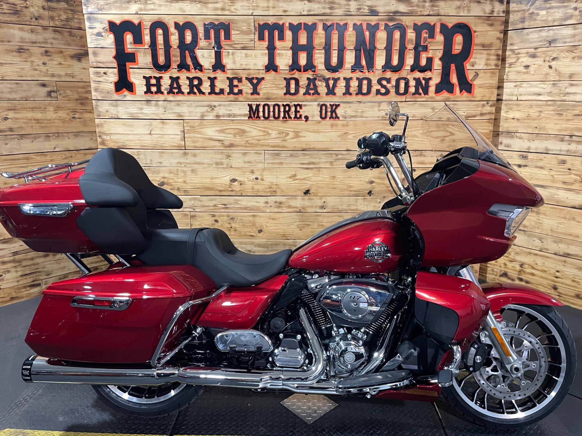 2026 Harley-Davidson® Road Glide Limited FLTRXL
