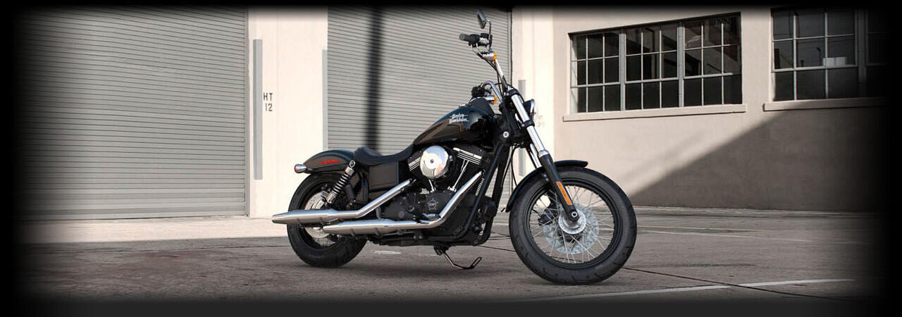 2015 Harley-Davidson® Street Bob® Vivid Black