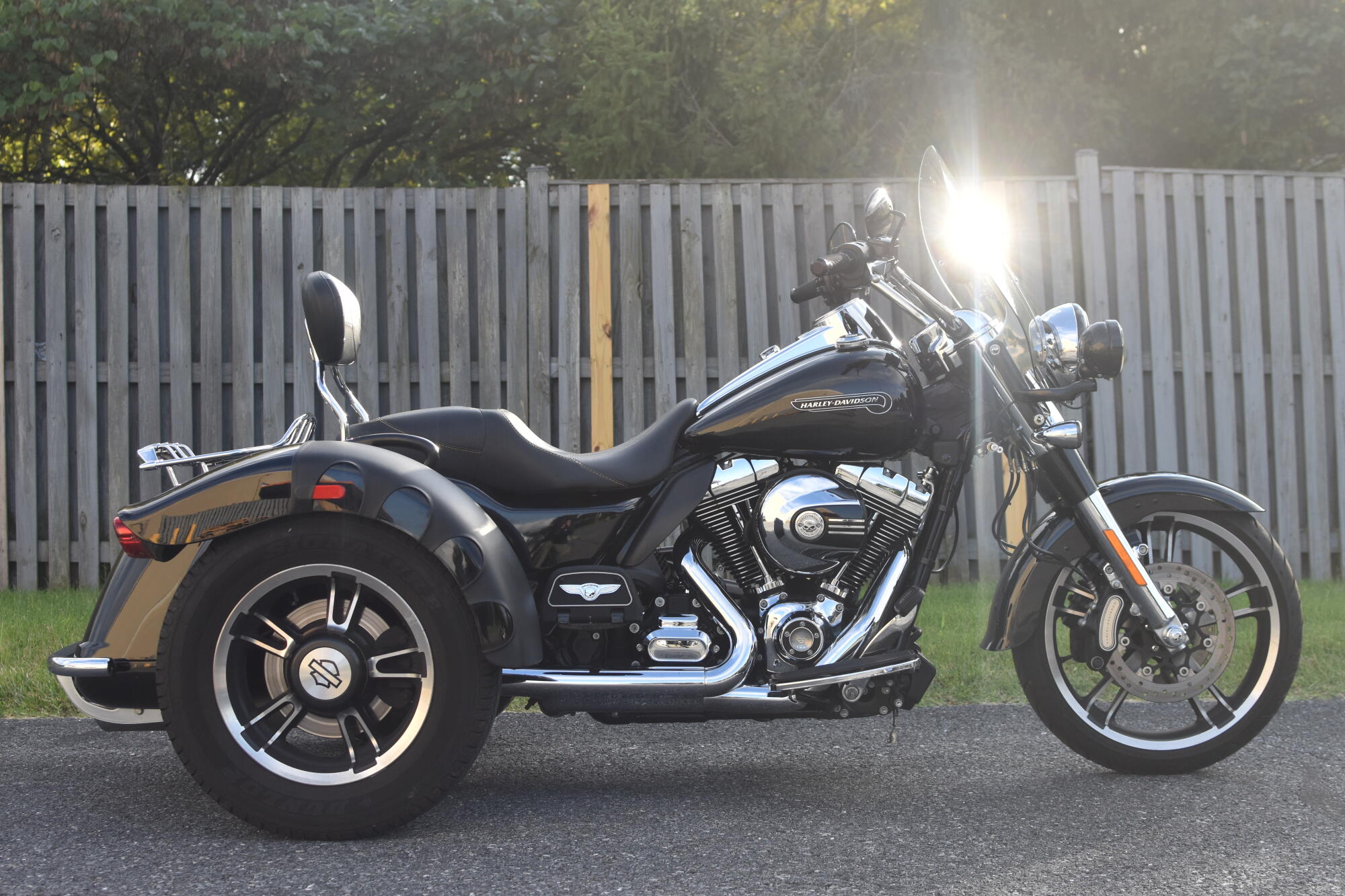 2015 Harley-Davidson® Freewheeler™ Vivid Black | Old Glory Harley