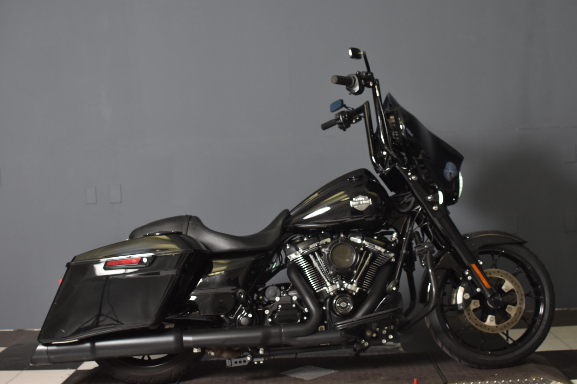 2023 Harley-Davidson® Street Glide® Special Vivid Black FLHXS
