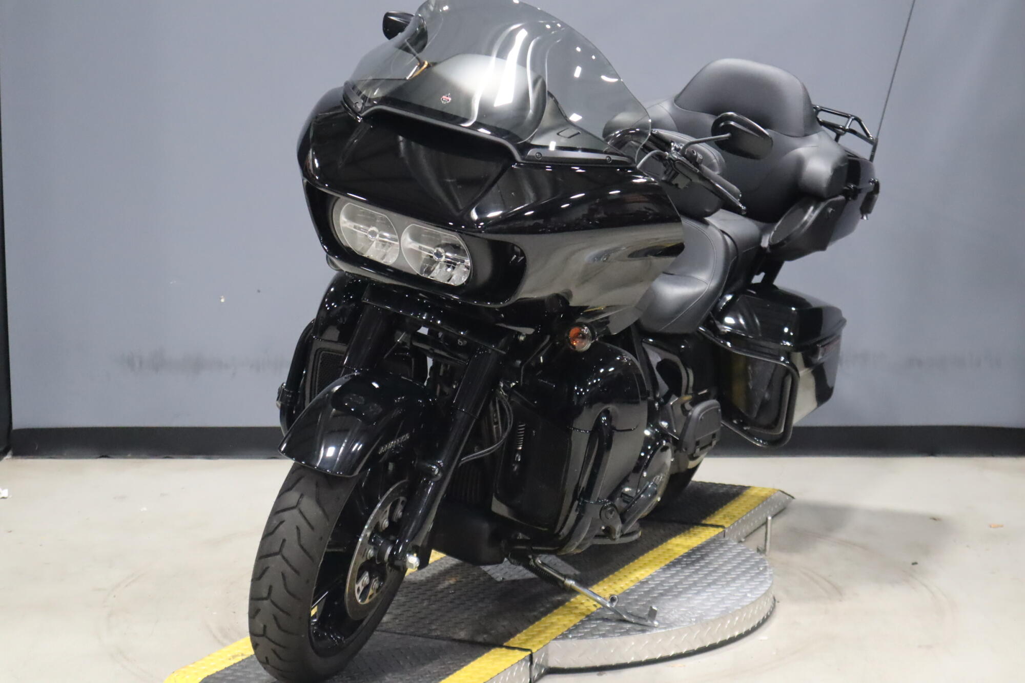 Used 2024 Road Glide Limited | Harley-Davidson USA