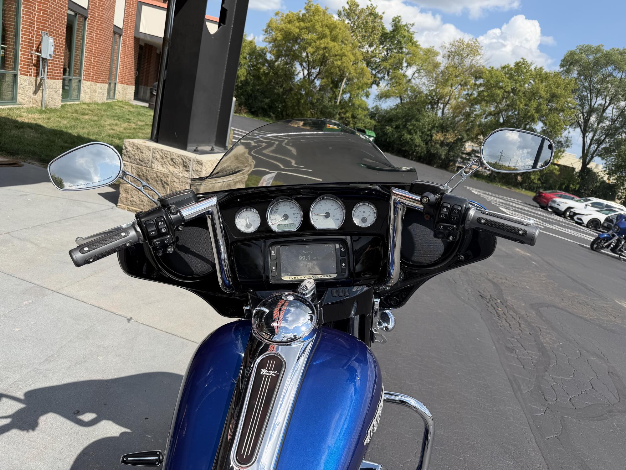 2017 Harley-Davidson Street Glide Special