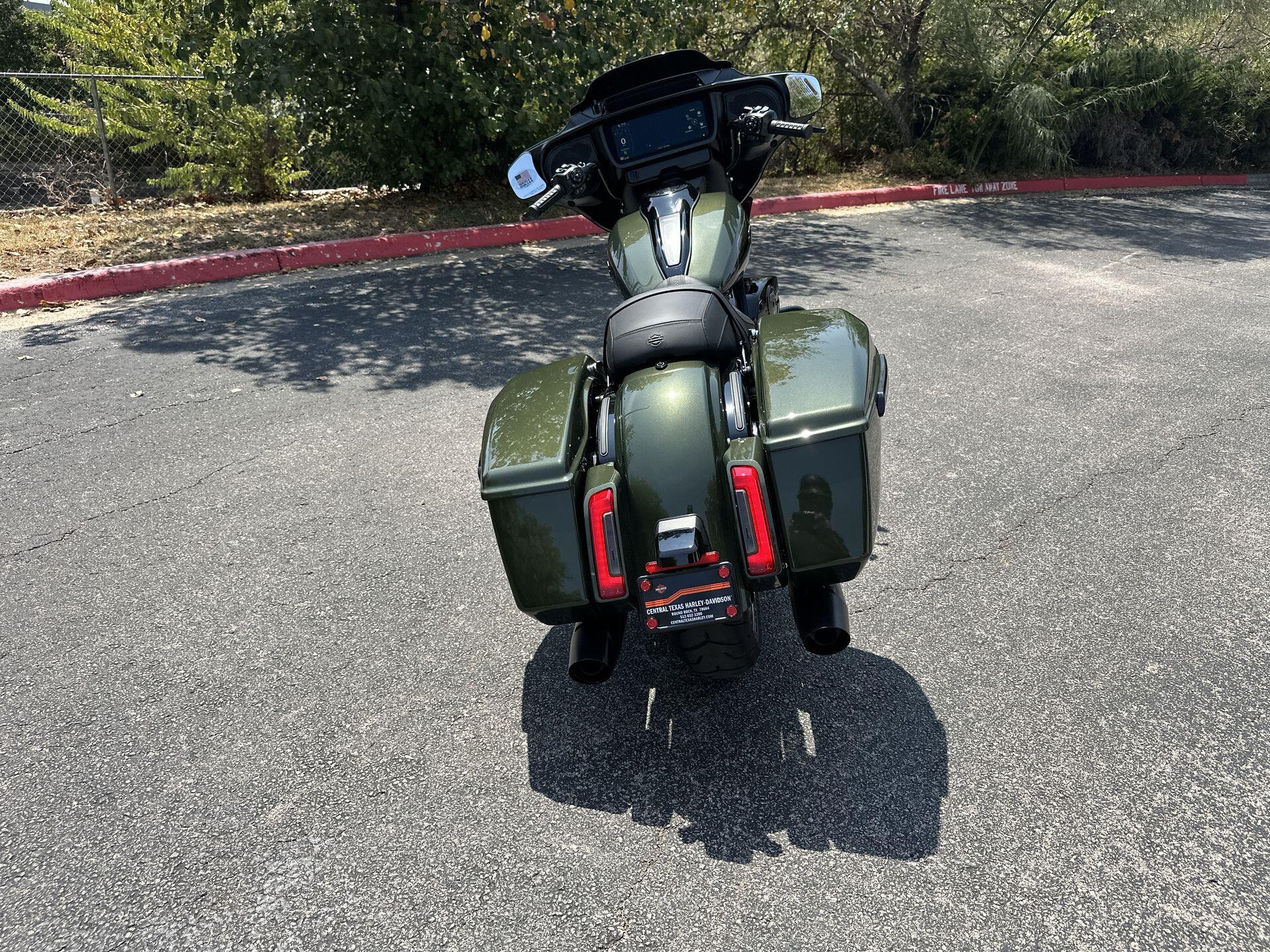 2026 Harley-Davidson® Street Glide® FLHX, photo 8