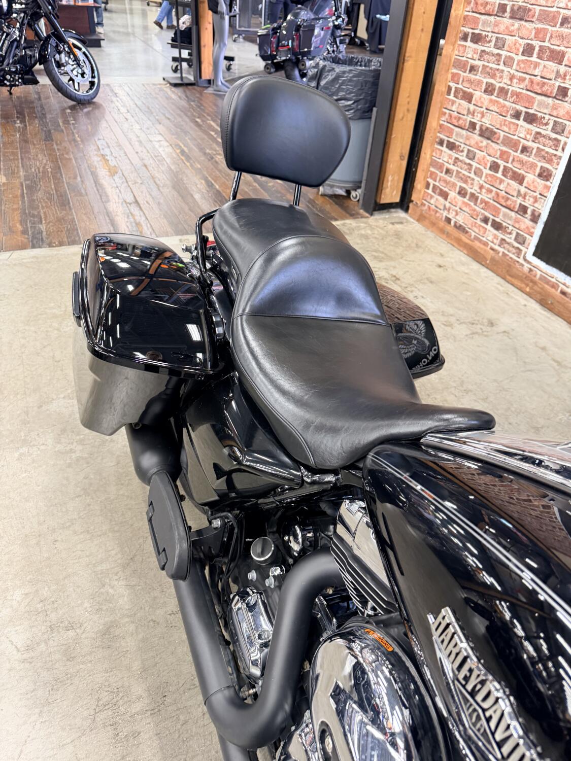 2016 Harley-Davidson® Road King® FLHR, photo 8