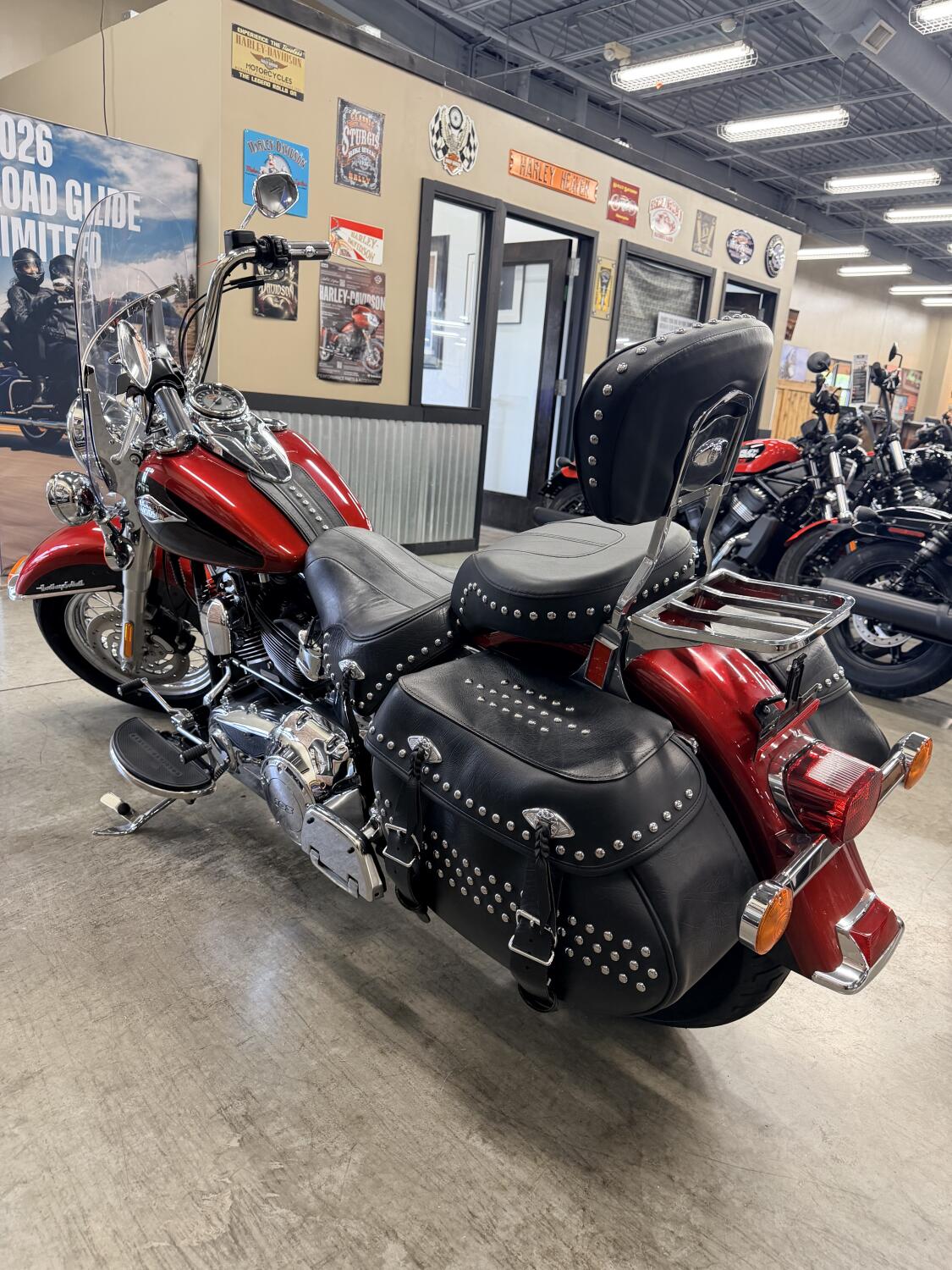 2012 Harley-Davidson® Heritage Softail® Classic FLSTC, photo 11