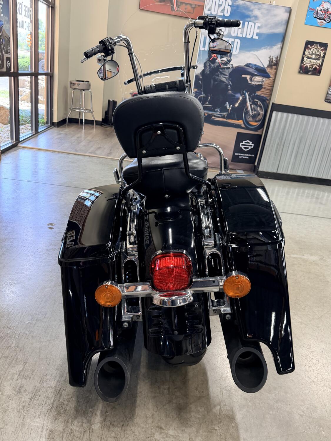 2016 Harley-Davidson® Road King® FLHR, photo 10