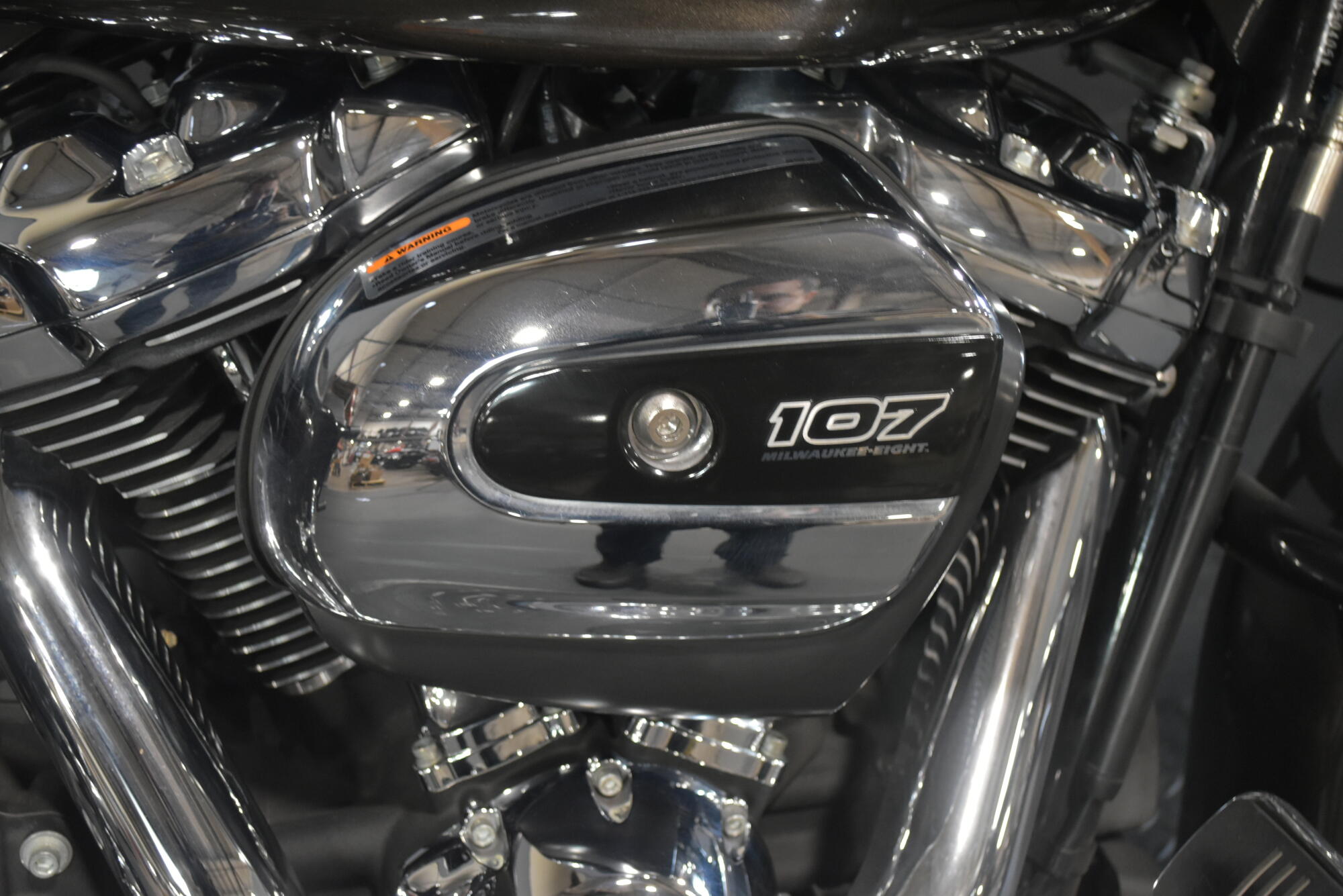 2021 Harley-Davidson® Street Glide® River Rock Gray, photo 20