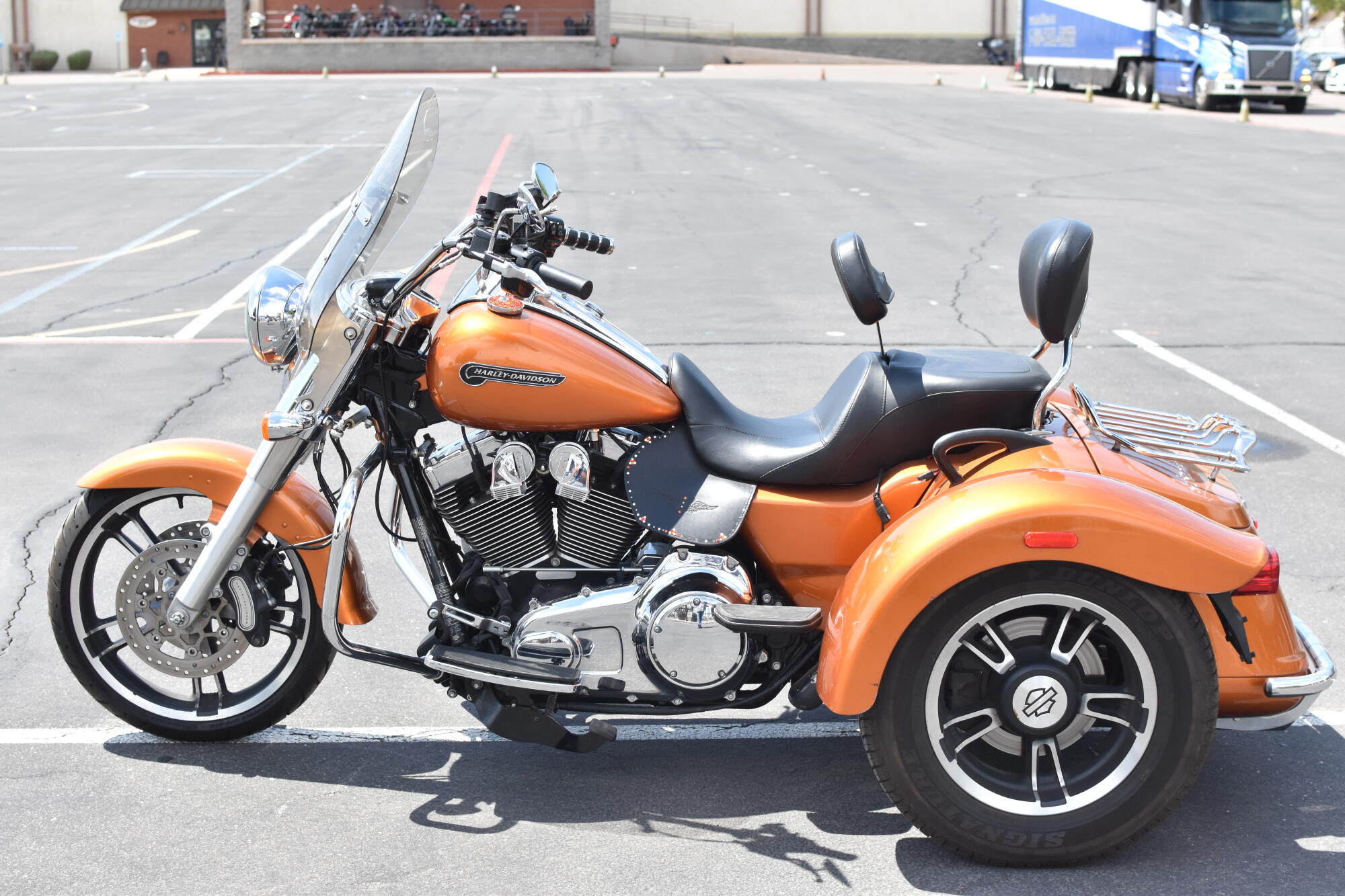 2015 Harley-Davidson® Freewheeler™ Amber Whiskey FLRT, photo 5