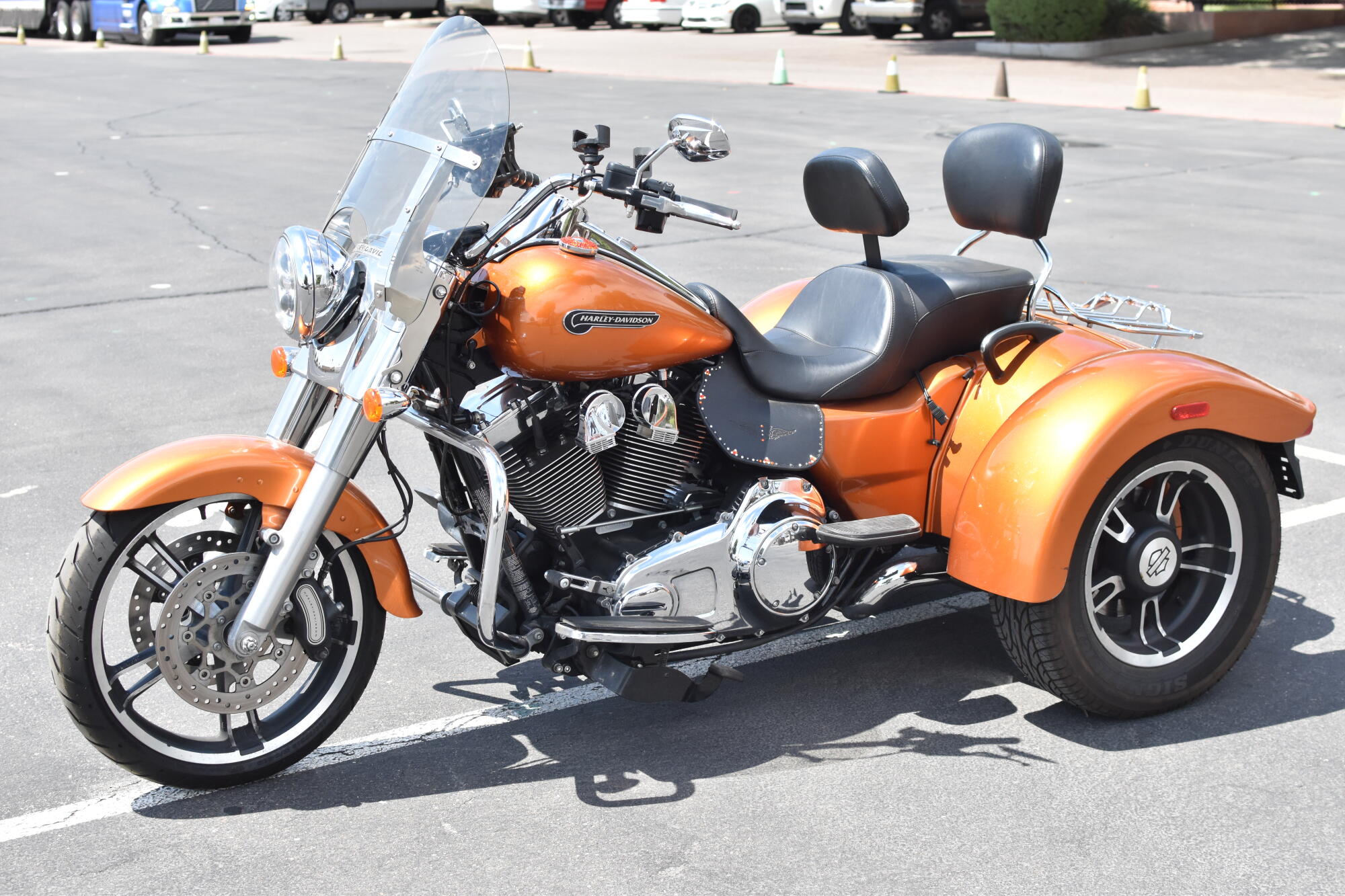 2015 Harley-Davidson® Freewheeler™ Amber Whiskey FLRT, photo 4