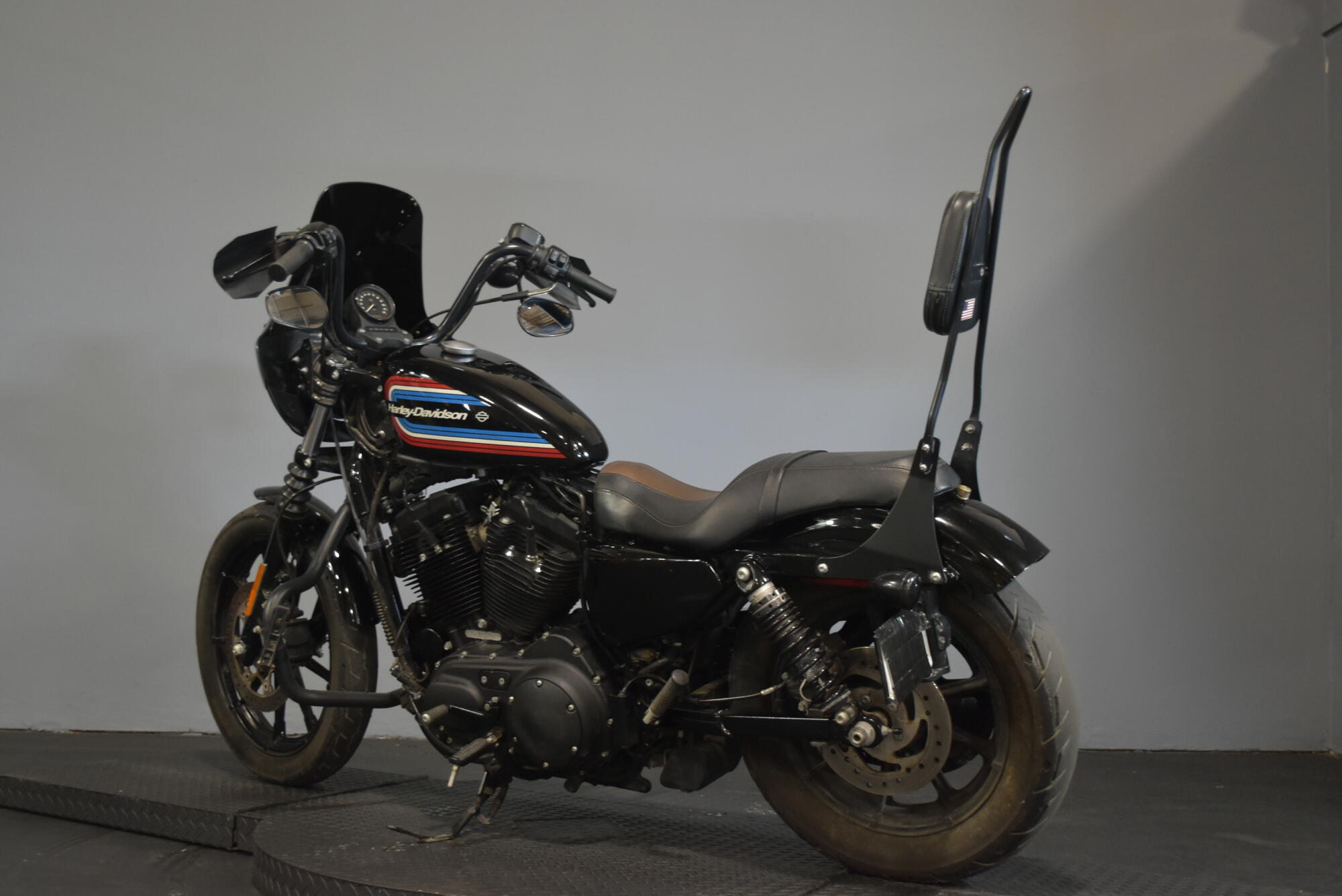 2020 Harley-Davidson® Iron 1200™ Vivid Black, photo 5