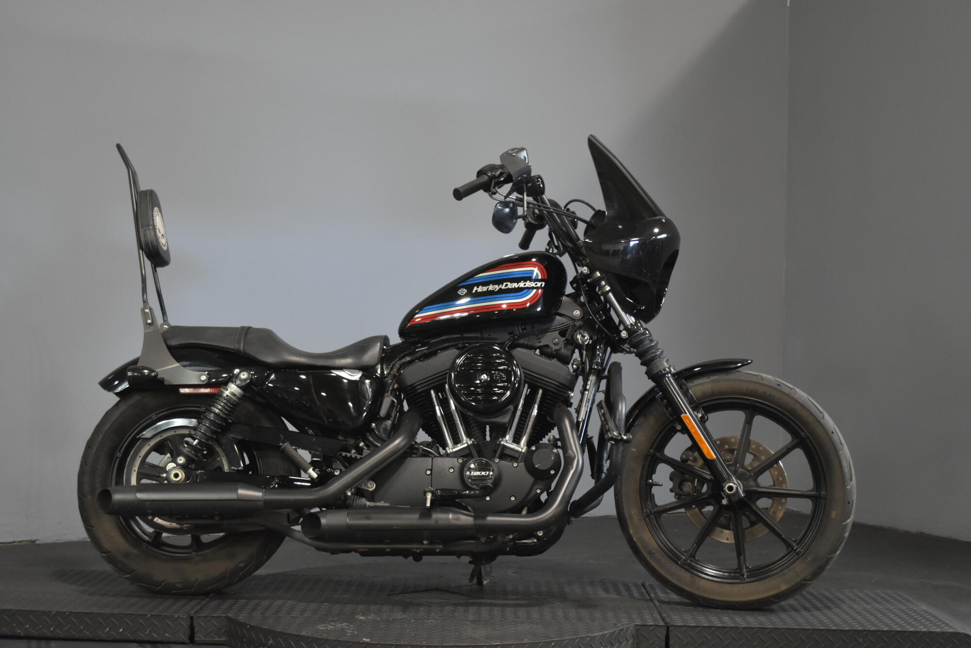 2020 Harley-Davidson® Iron 1200™ Vivid Black, photo 21