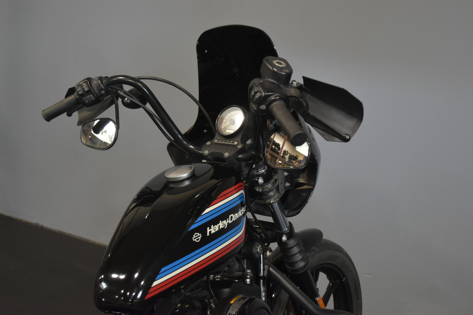 2020 Harley-Davidson® Iron 1200™ Vivid Black, photo 15