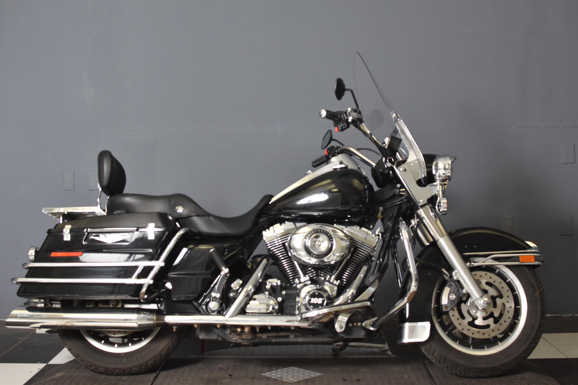 2008 Harley-Davidson® Road King® Black FLHP