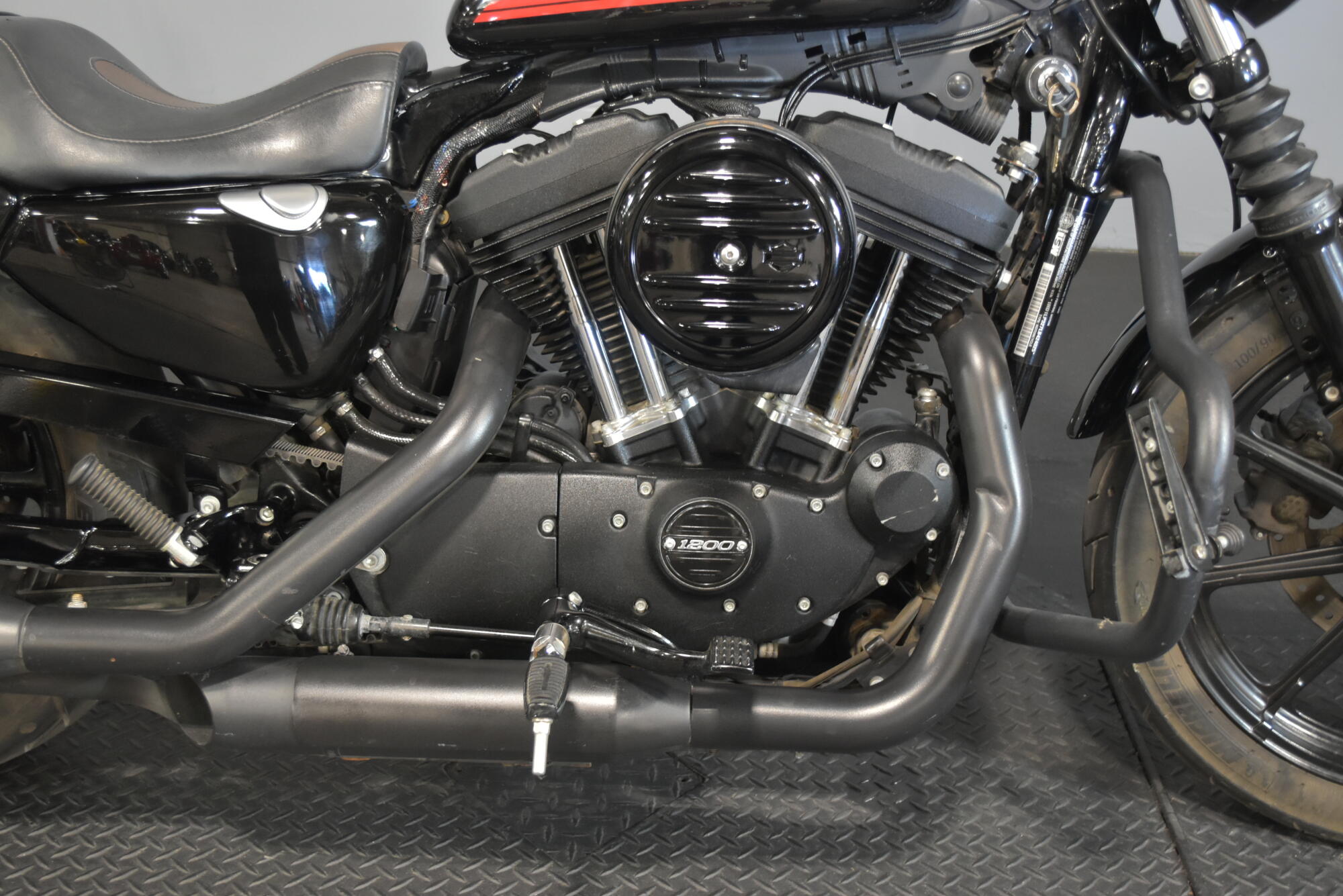 2020 Harley-Davidson® Iron 1200™ Vivid Black, photo 10