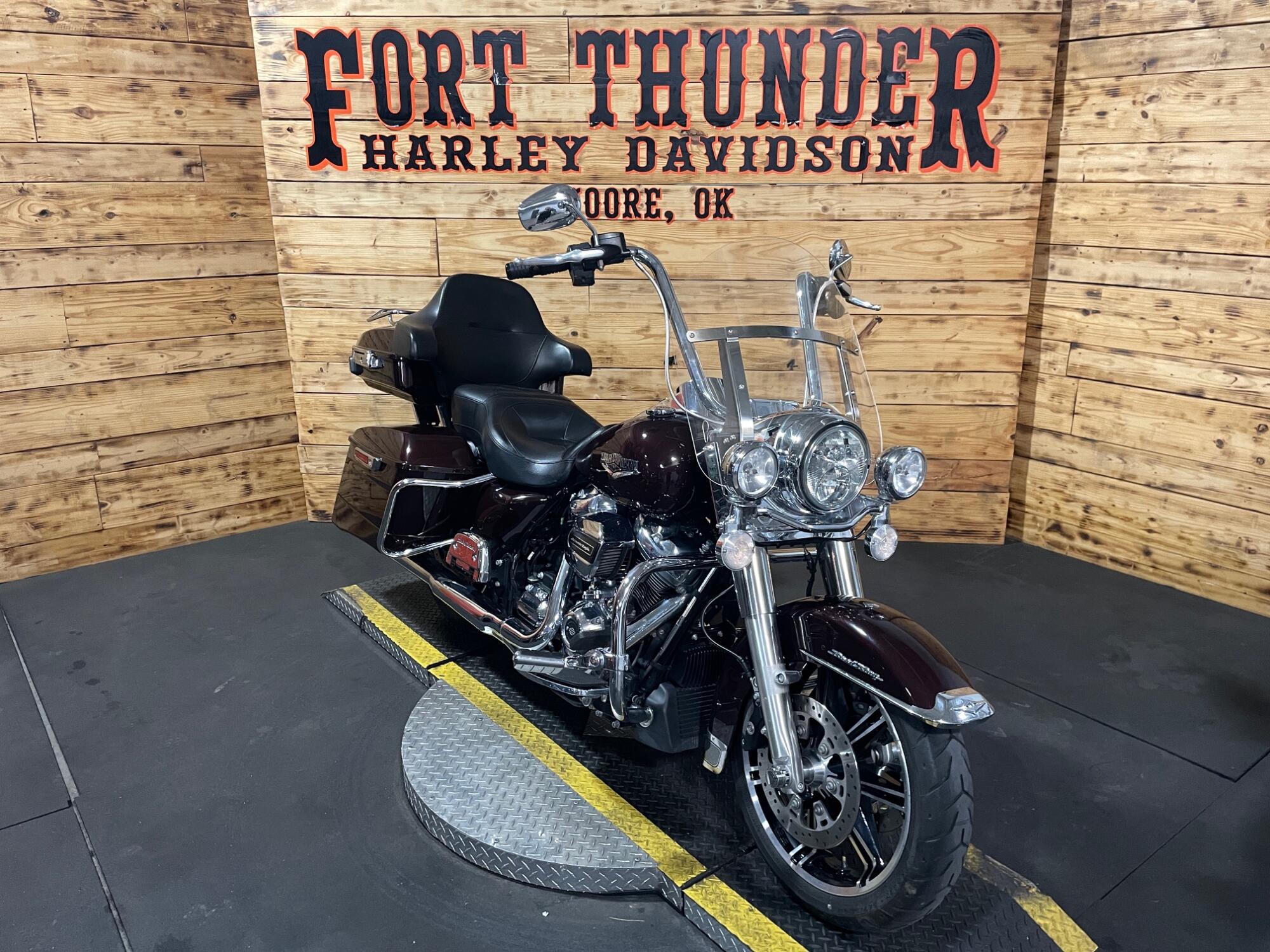 2022 Harley-Davidson® Road King® FLHR, photo 4