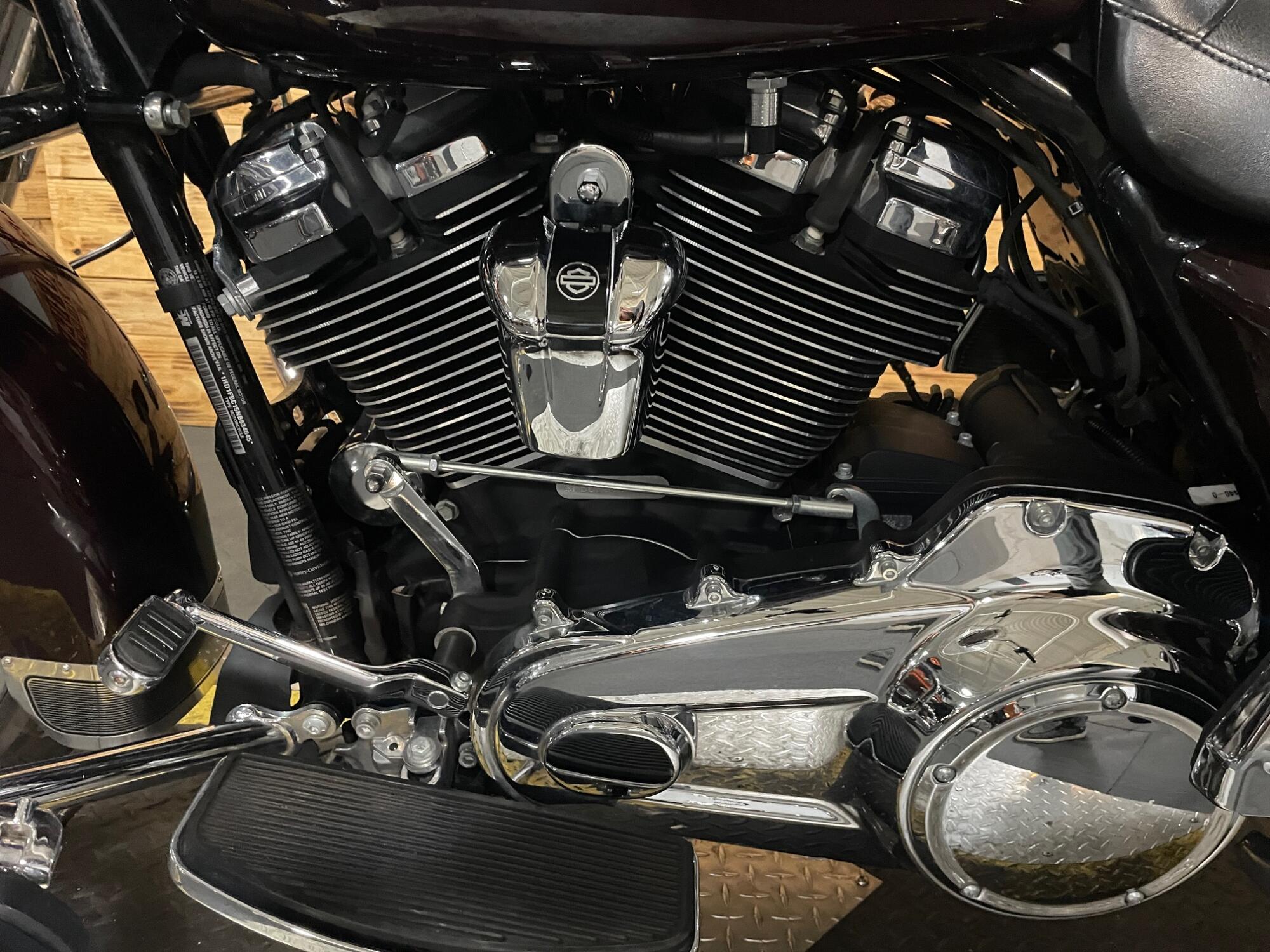 2022 Harley-Davidson® Road King® FLHR, photo 10