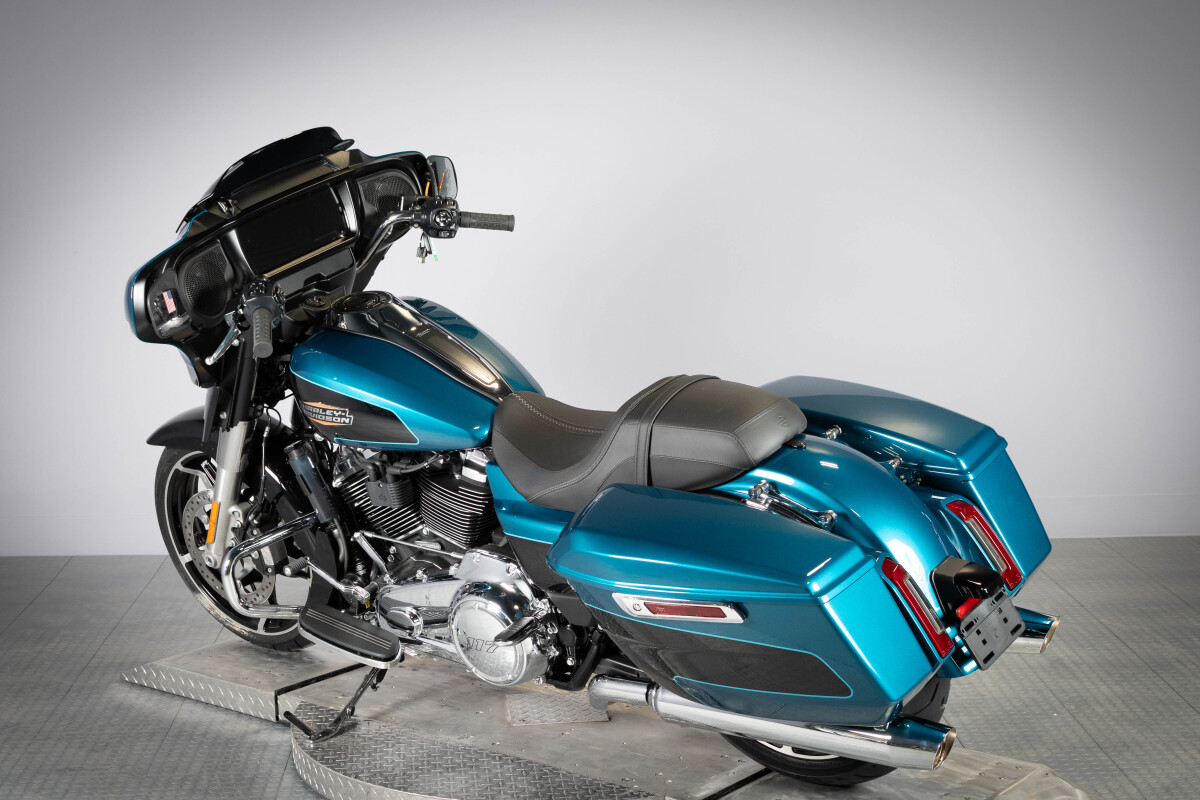 2026 Harley-Davidson® Street Glide® FLHX, photo 5