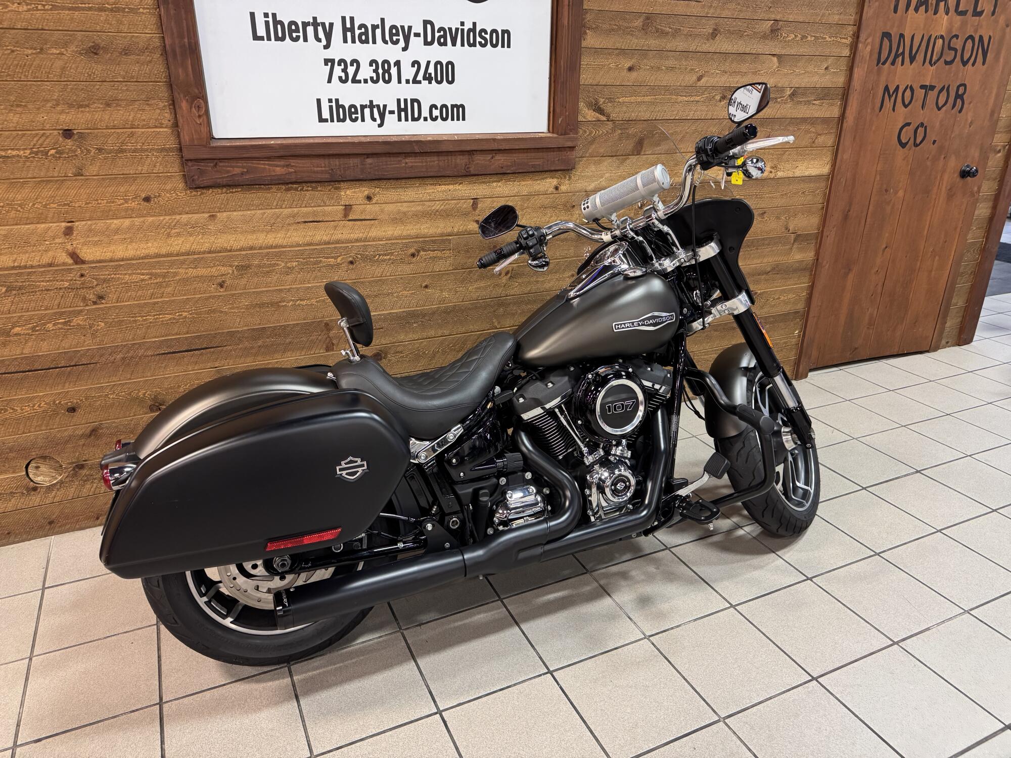 2020 Harley-Davidson® Sport Glide® River Rock Gray Denim FLSB, photo 8
