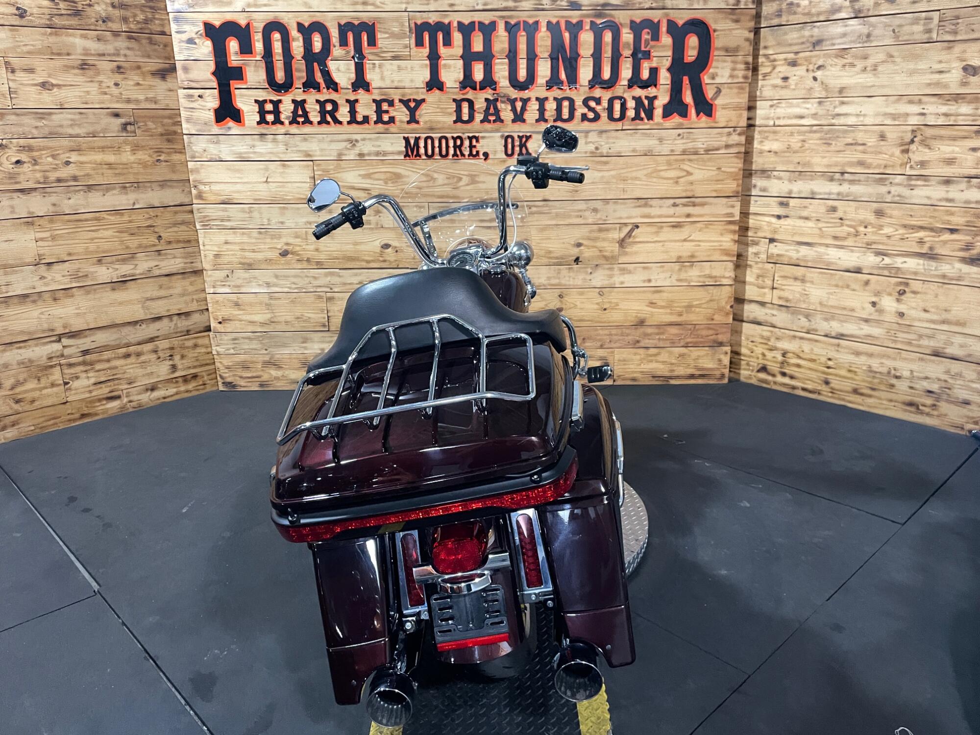 2022 Harley-Davidson® Road King® FLHR, photo 12