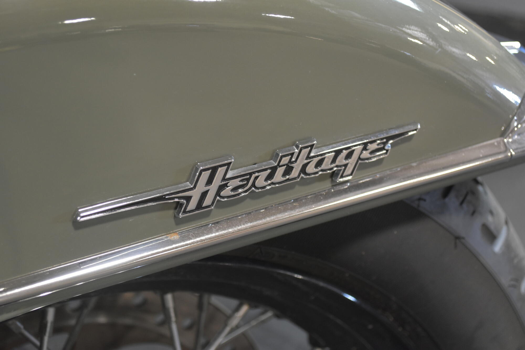 2021 Harley-Davidson® Heritage Classic 114 Deadwood Green/Vivid Black, photo 20