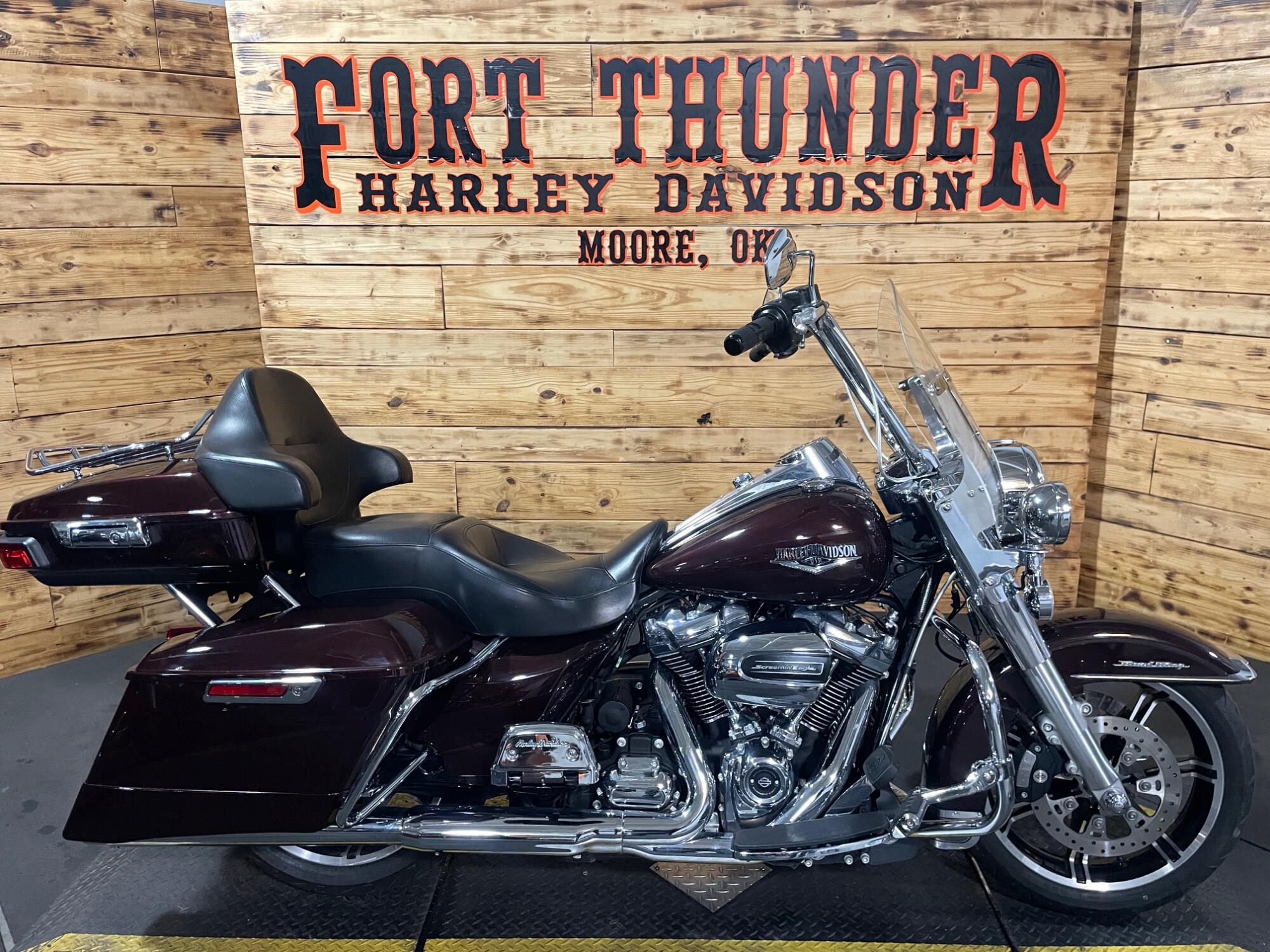 2022 Harley-Davidson® Road King® FLHR