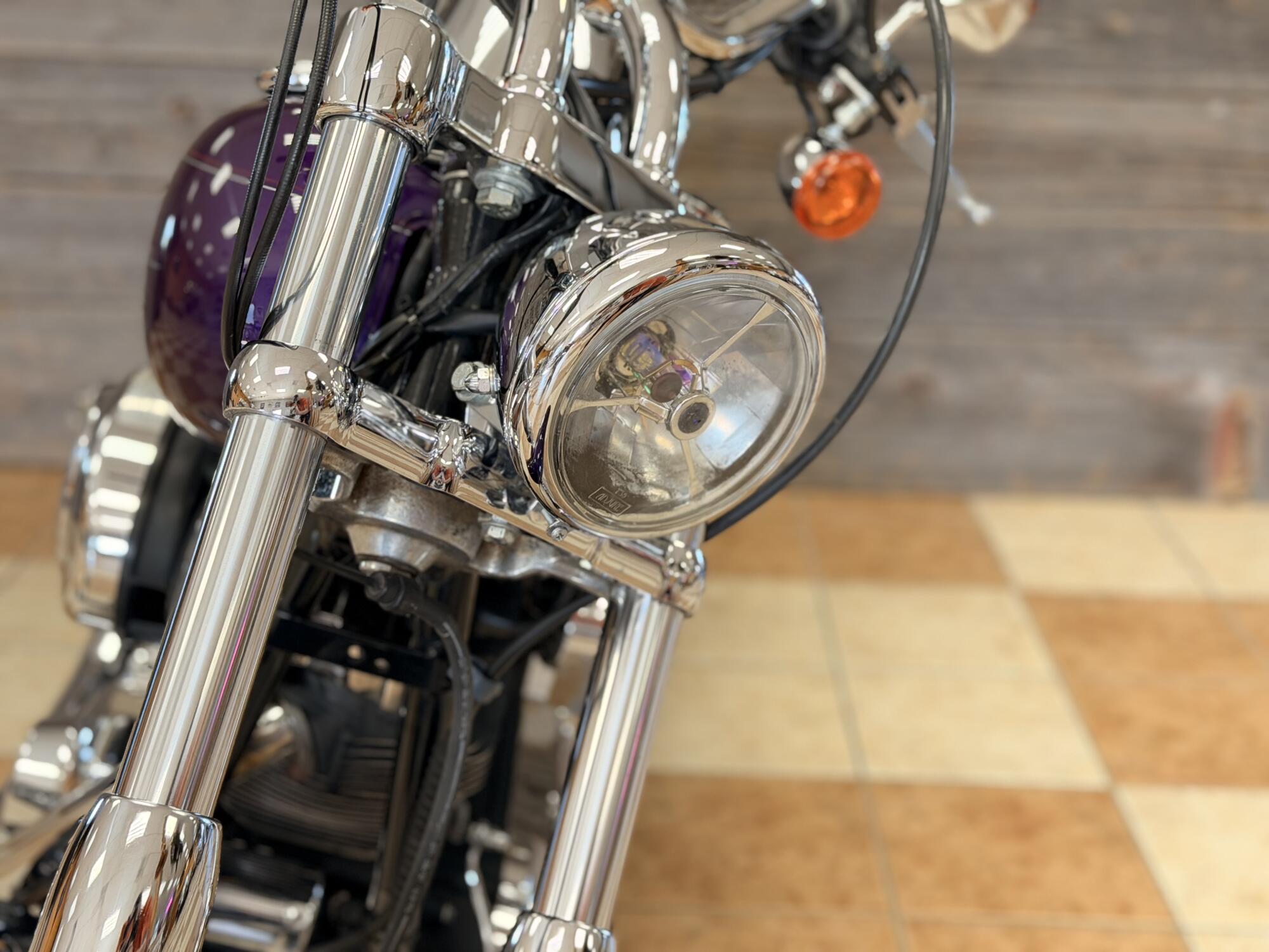 2002 Harley-Davidson® Softail Deuce® Concord Purple Pearl W/ Pinstripe, photo 7