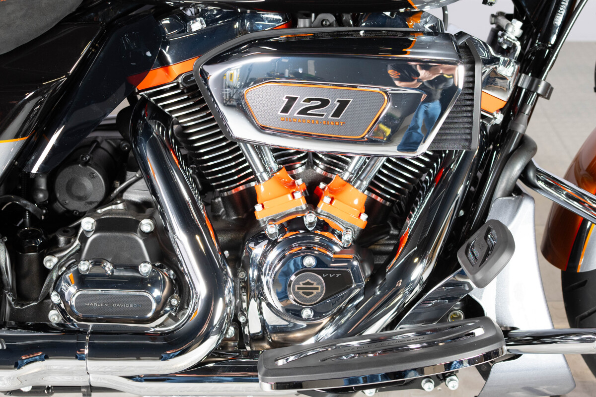 2026 Harley-Davidson® CVO Street Glide FLHXSE, photo 18
