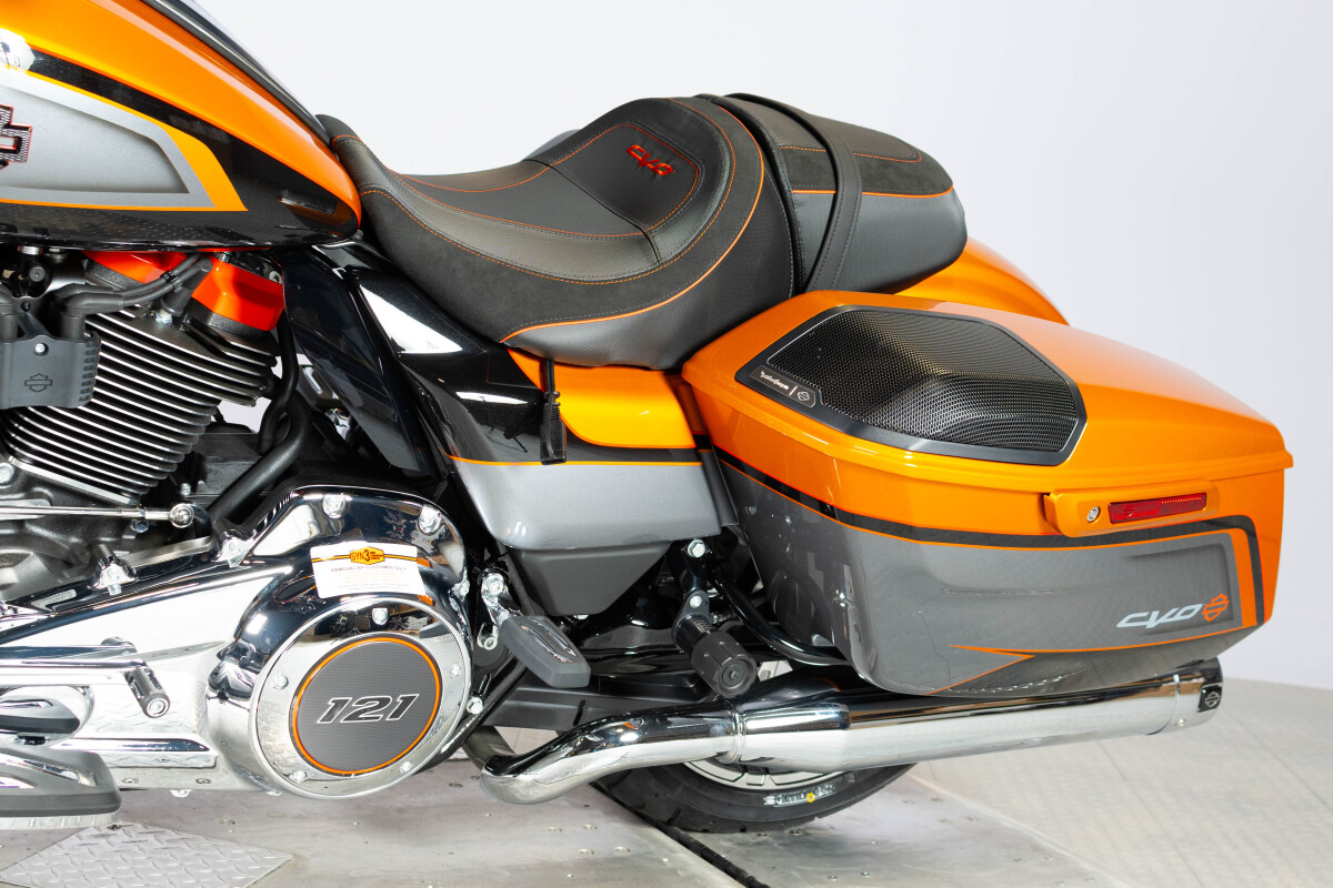 2026 Harley-Davidson® CVO Street Glide FLHXSE, photo 22