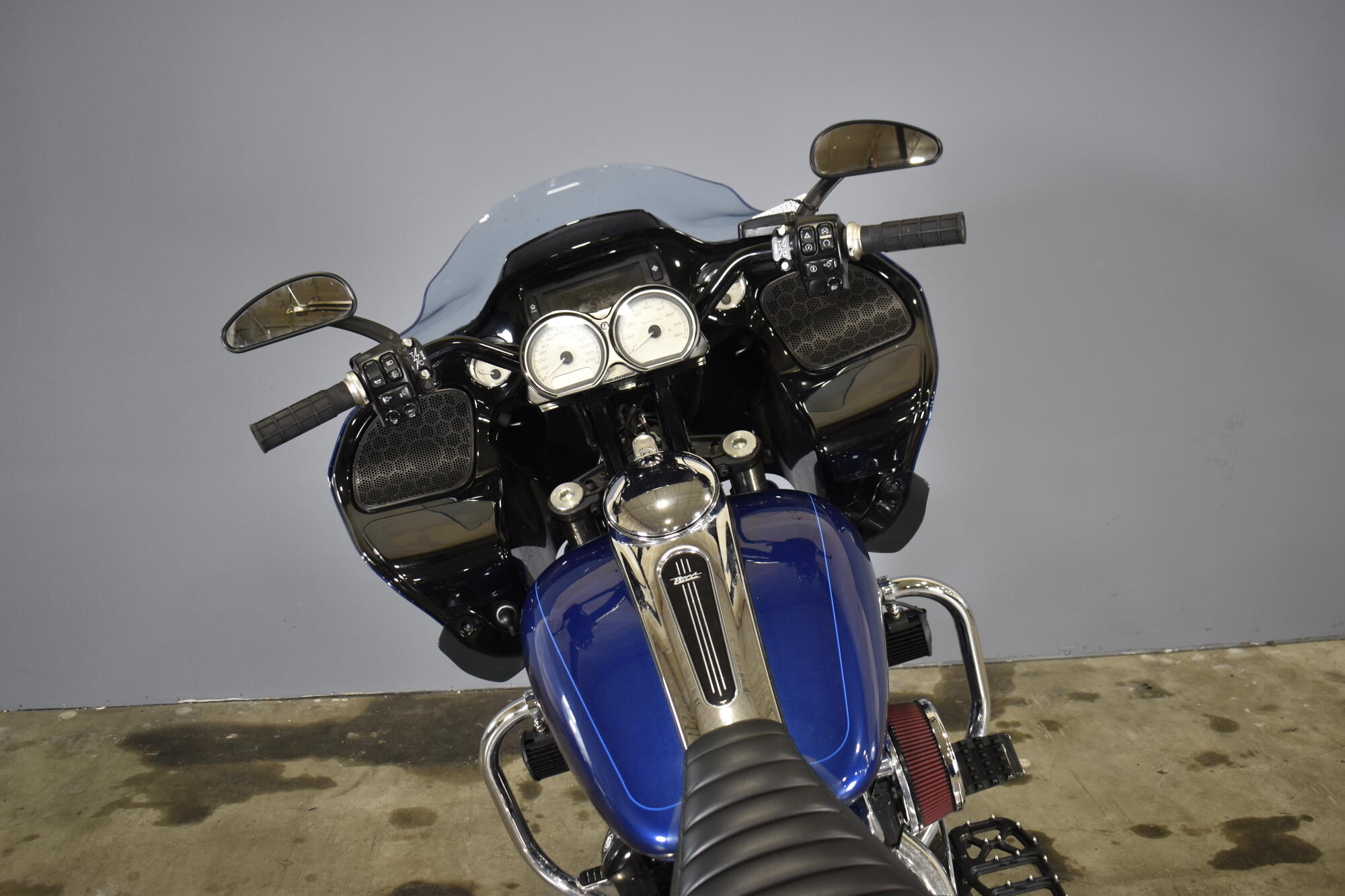 2016 Harley-Davidson® Road Glide® Special Superior Blue, photo 8
