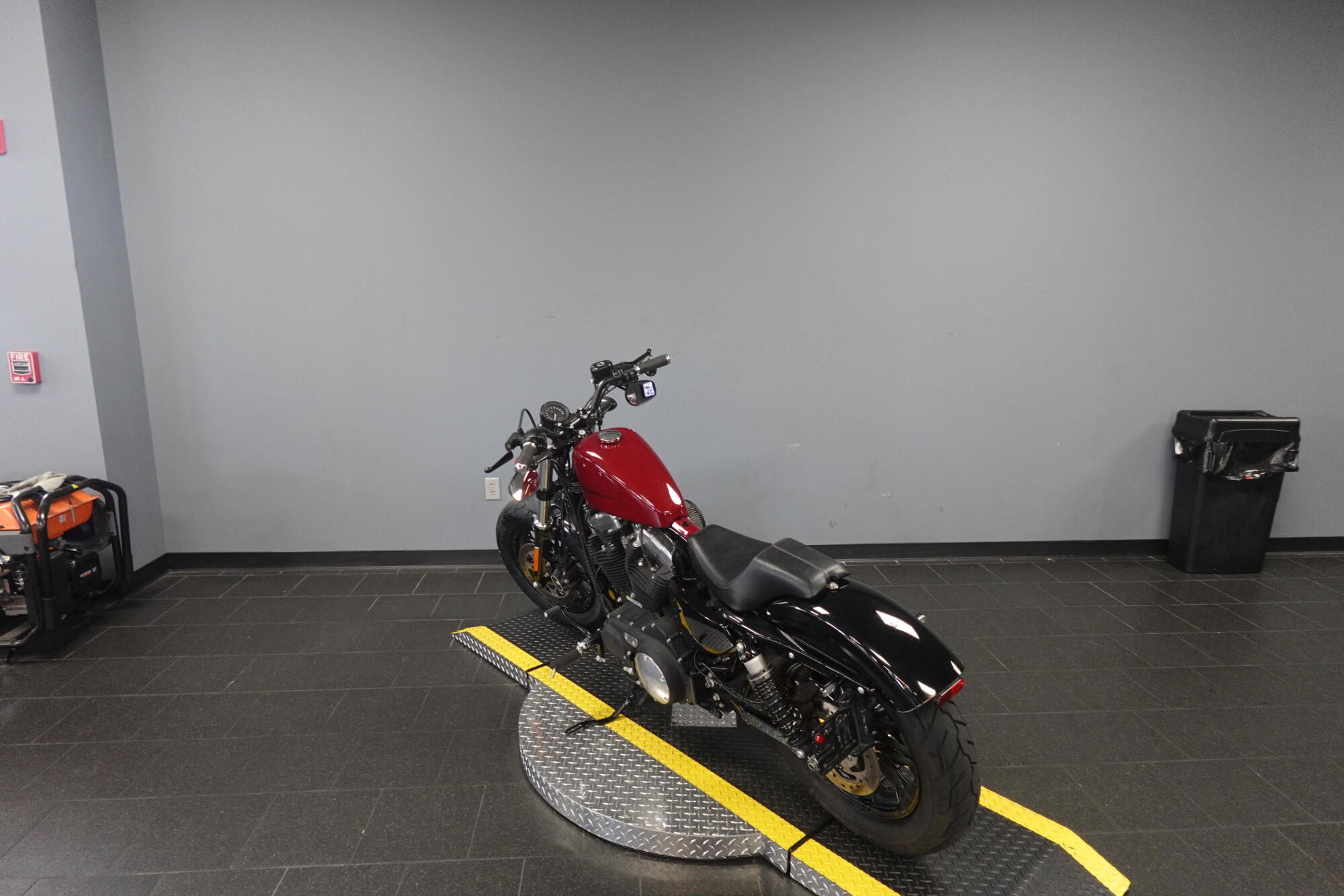 2020 Harley-Davidson® Forty-Eight® Stiletto Red, photo 6