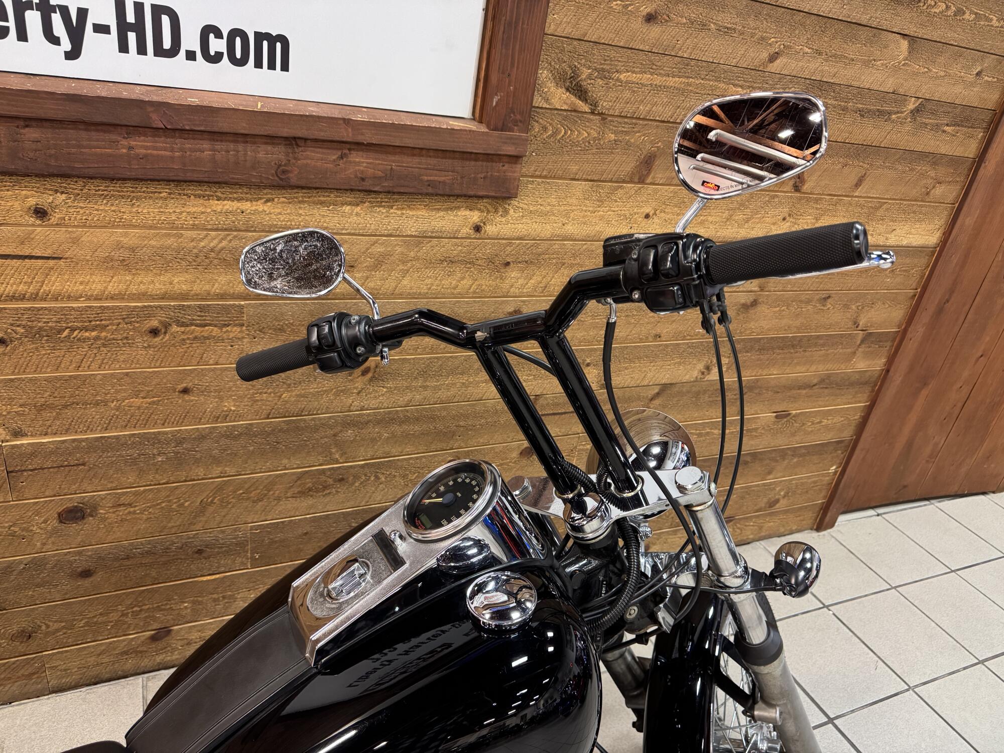2006 Harley-Davidson® Softail Standard Vivid Black FXSTI, photo 6