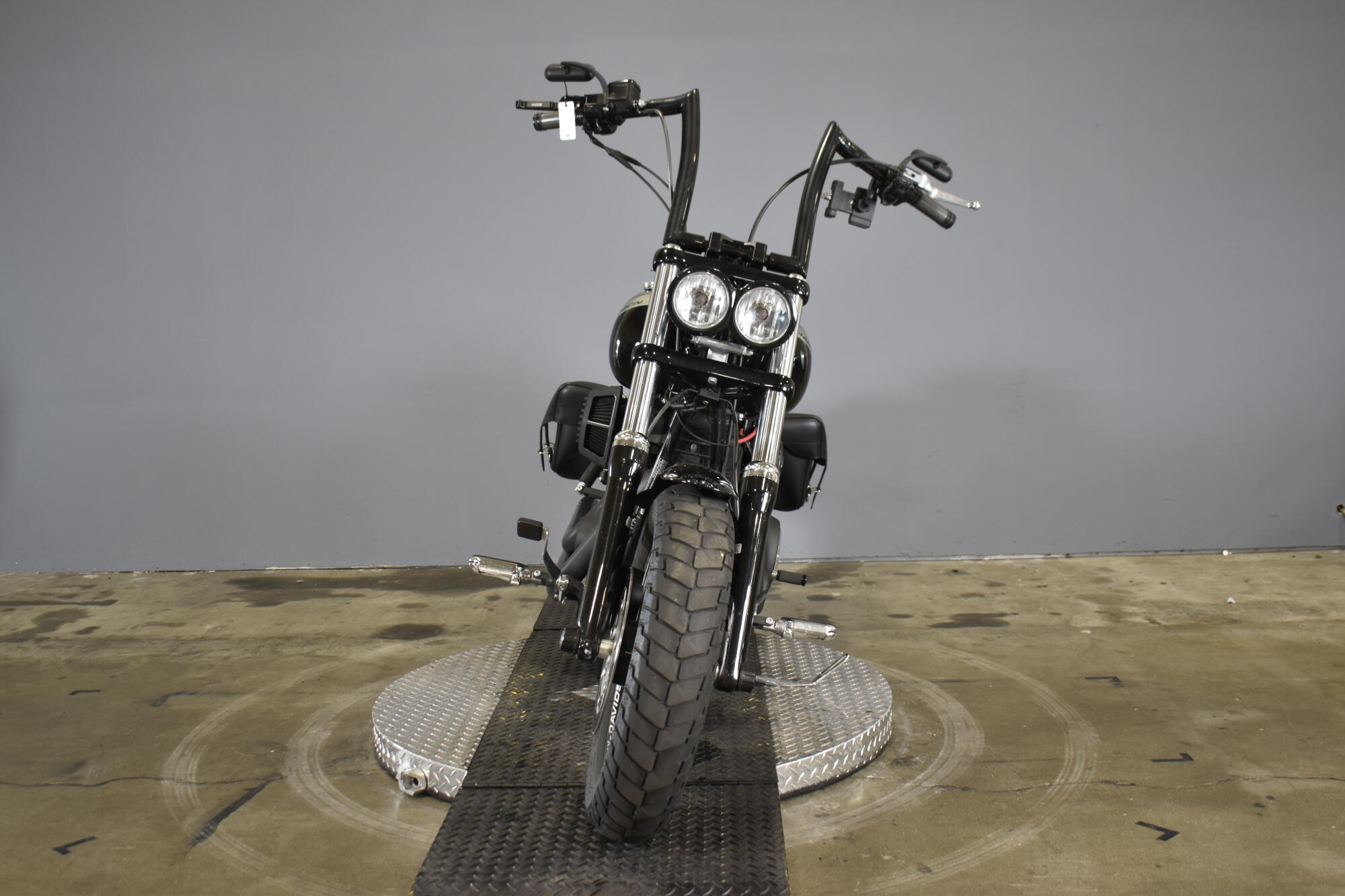 2017 Harley-Davidson® Fat Bob® Vivid Black, photo 3