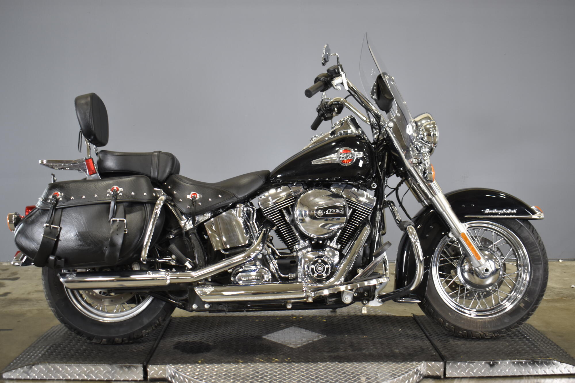 2017 Harley-Davidson® Heritage Softail® Classic black