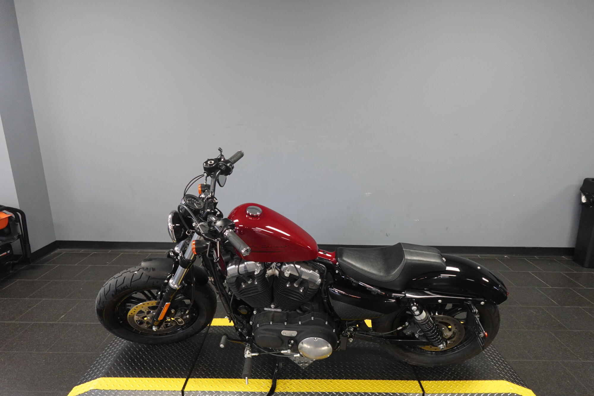 2020 Harley-Davidson® Forty-Eight® Stiletto Red, photo 5