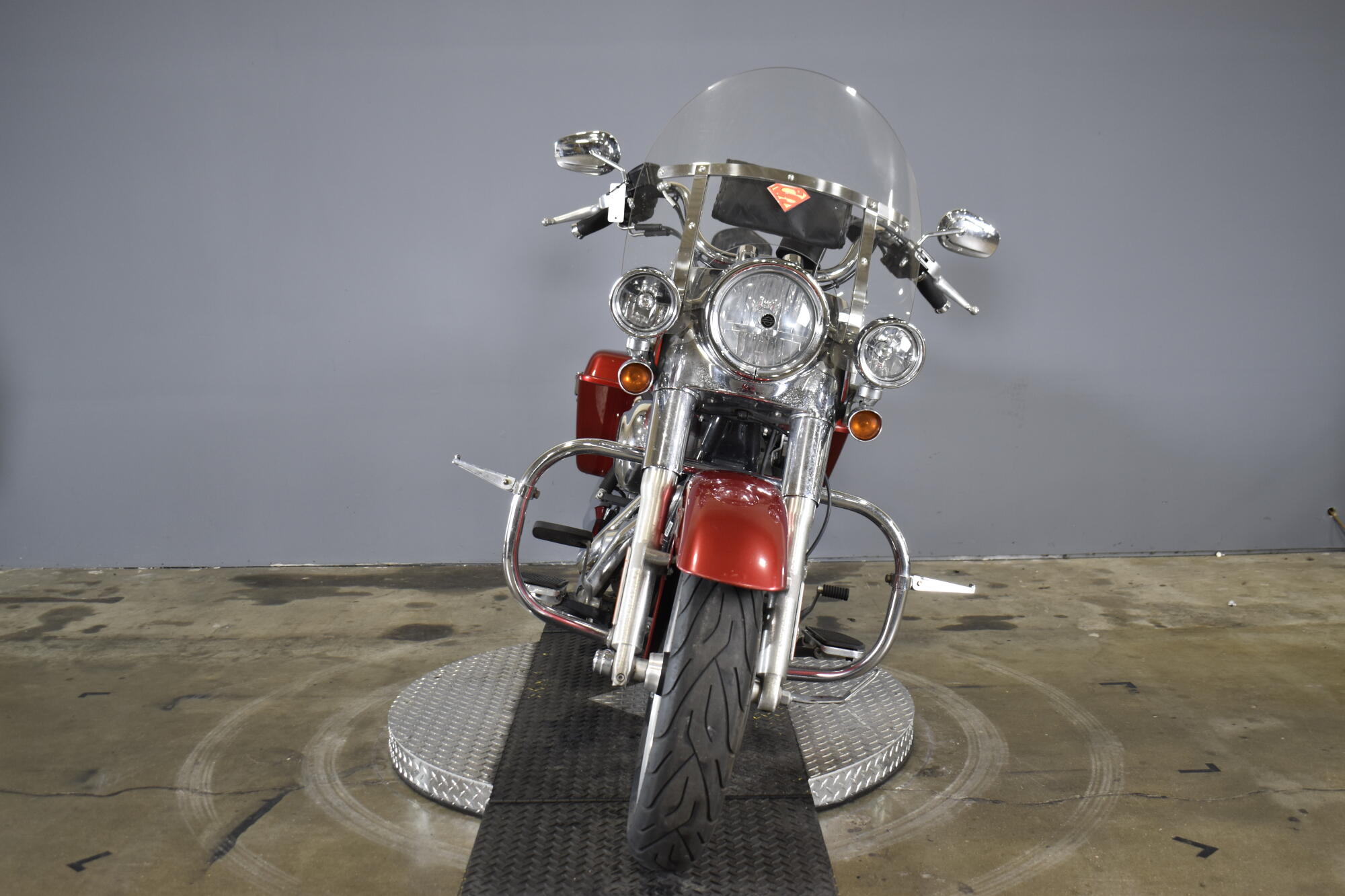 2013 Harley-Davidson® Switchback™ Ember Red Sunglo, photo 3