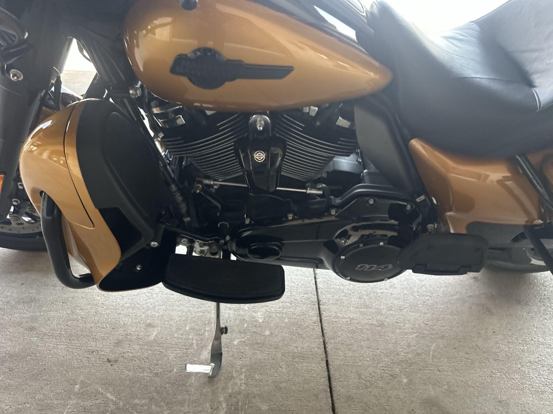 2023 Harley-Davidson® Ultra Limited FLHTK, photo 13
