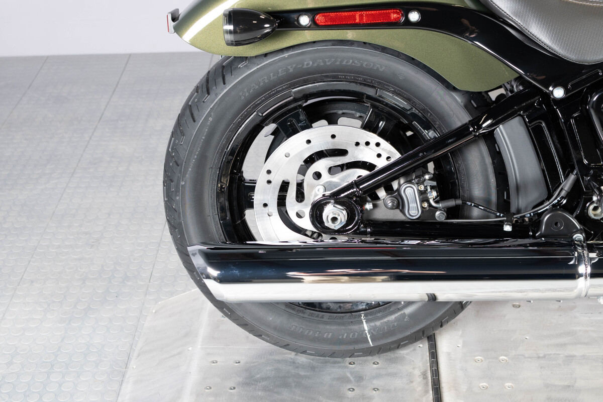 2026 Harley-Davidson® Street Bob® FXBB, photo 2