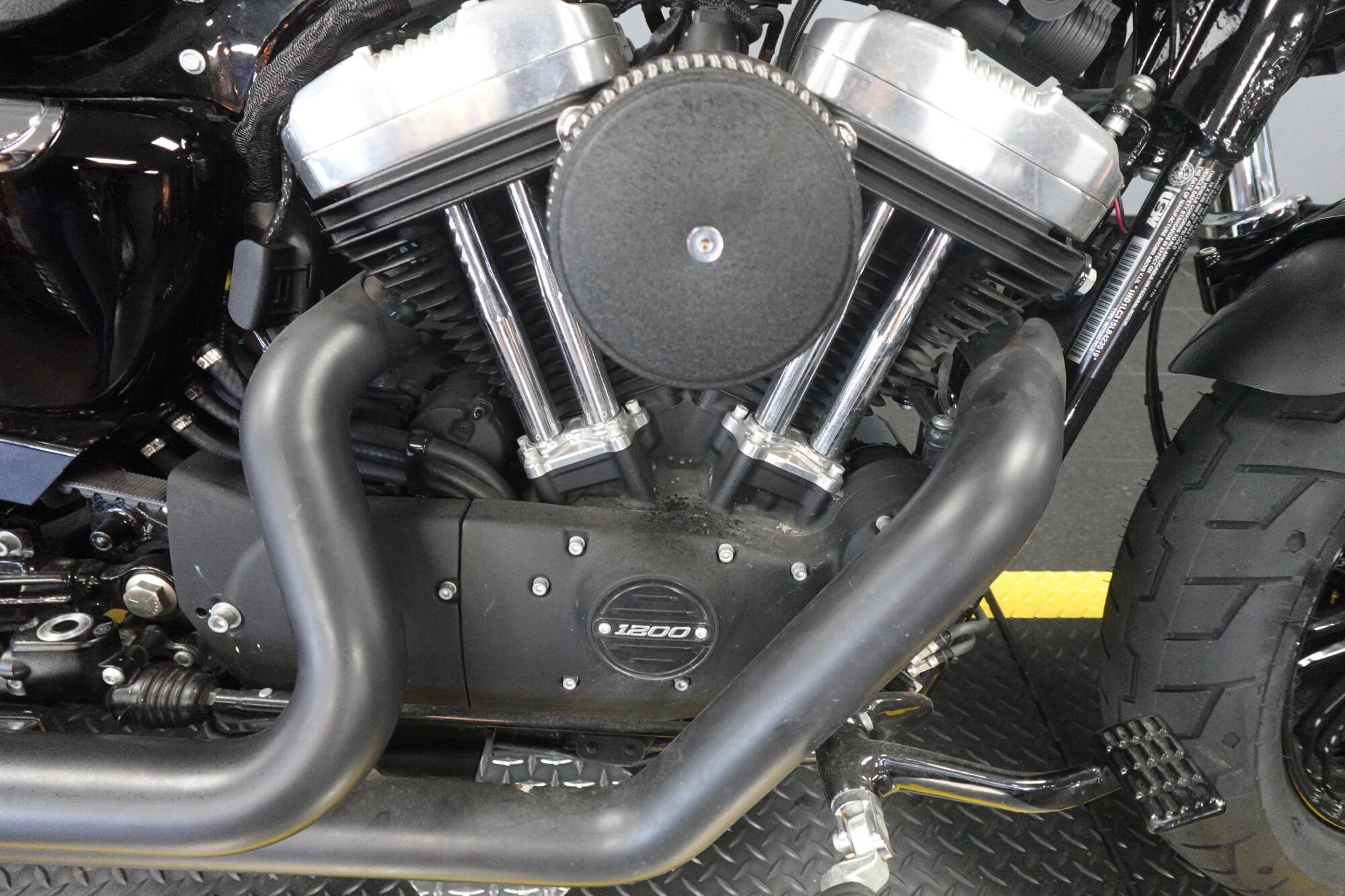 2020 Harley-Davidson® Forty-Eight® Stiletto Red, photo 9
