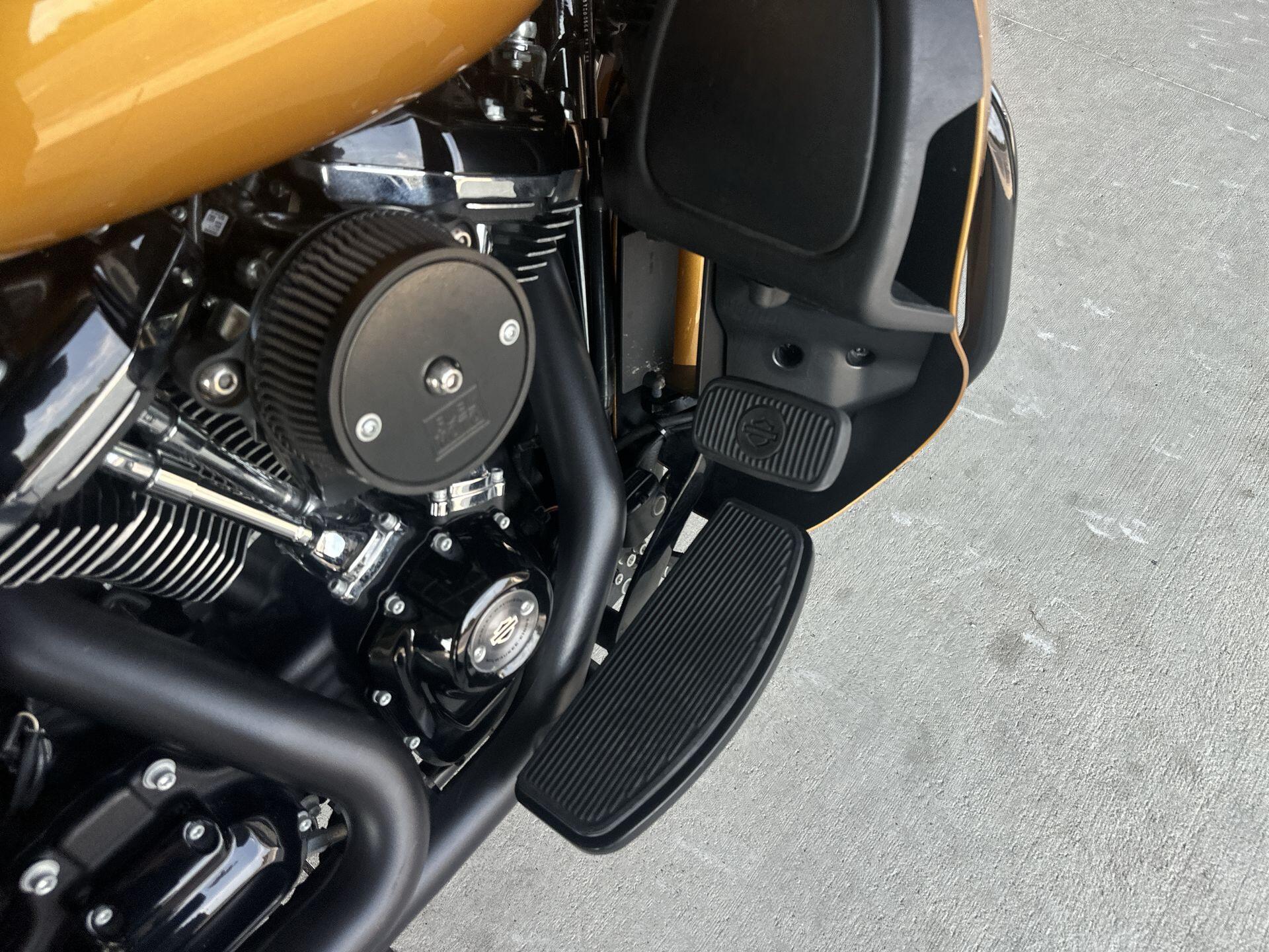 2023 Harley-Davidson® Ultra Limited FLHTK, photo 17