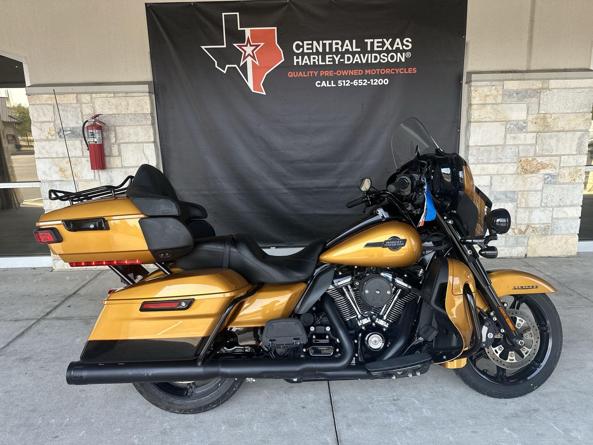 2023 Harley-Davidson® Ultra Limited FLHTK, photo 3