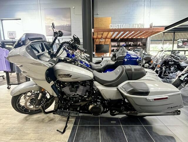 2023 Harley-Davidson® CVO™ Road Glide™